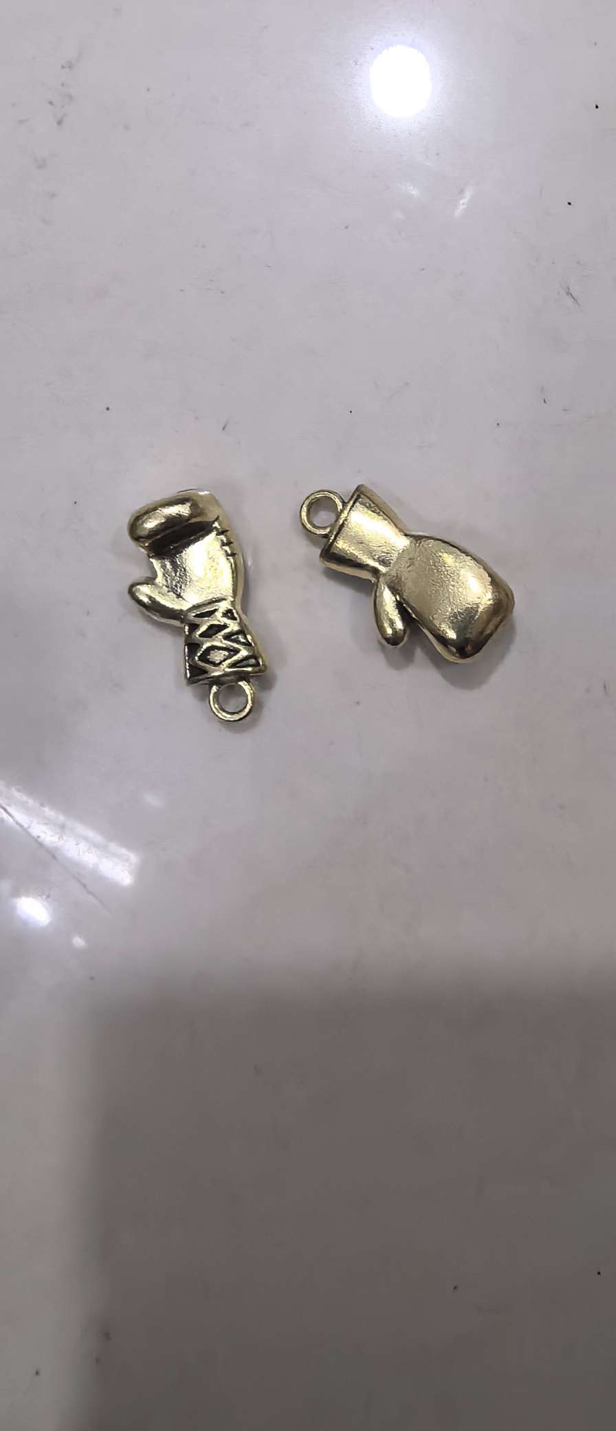 Fist Ancient Gold Pendant Application Scenario