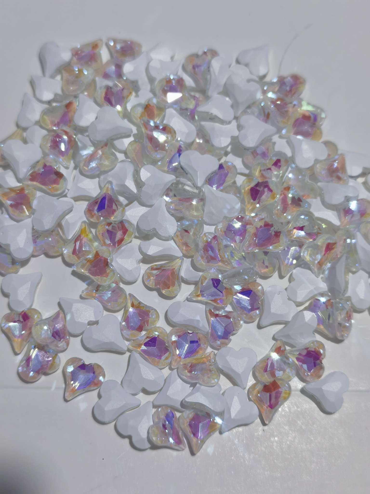 8/9歪桃心，尖底钻饰品摩卡 透钻 银底超闪指甲歪心钻