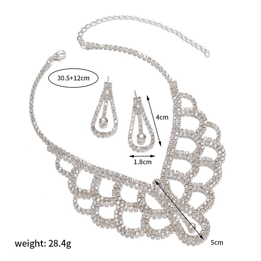 Fashionable and high-end best-selling bride accessories: rhinestones, wedding necklaces, earrings, wedding dress accessories, wedding necklaces, wedding sets, chains, and rhinestone sets Application Scenario