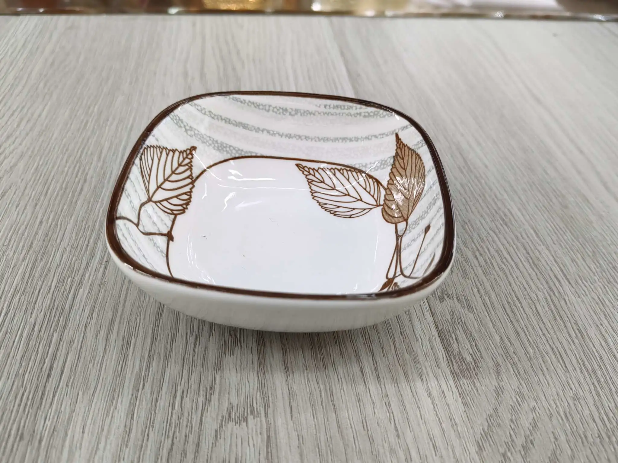 Exclusive ceramic tableware set for daily necessities, including seasoning bowls and plastic ceramic plates. Durable and practical ceramic tableware set detail image 2