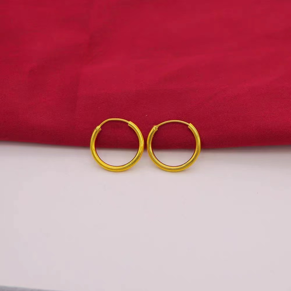 Gold sand jewelry and gold sand earrings are exquisitely designed accessories