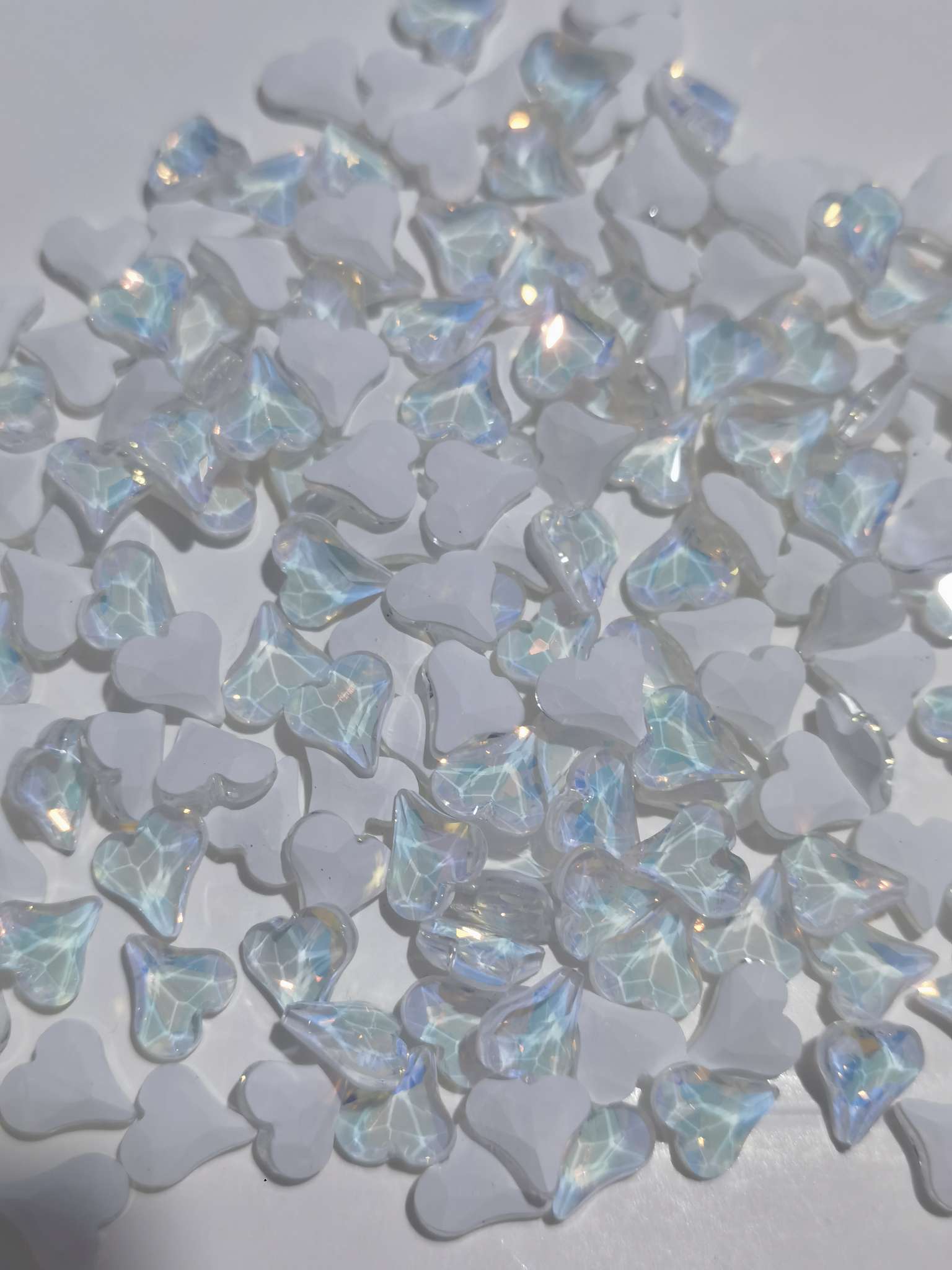 8/9歪桃心，尖底钻饰品摩卡 透钻 银底超闪指甲歪心钻产品图