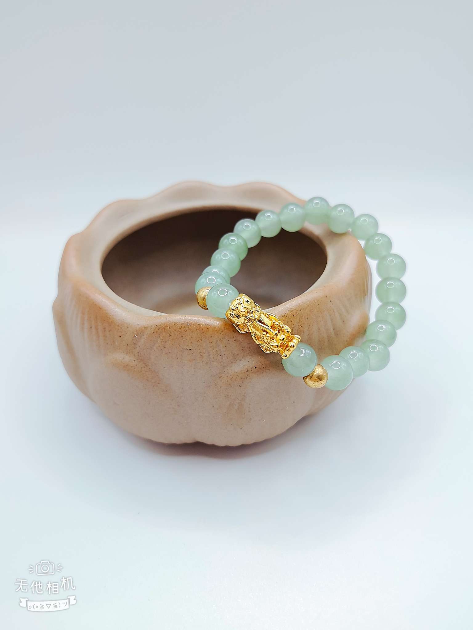 8厘果冻珠单个金貔貅招财手链 手串手饰 饰品首饰 简约时尚女士手腕装饰品白底实物图