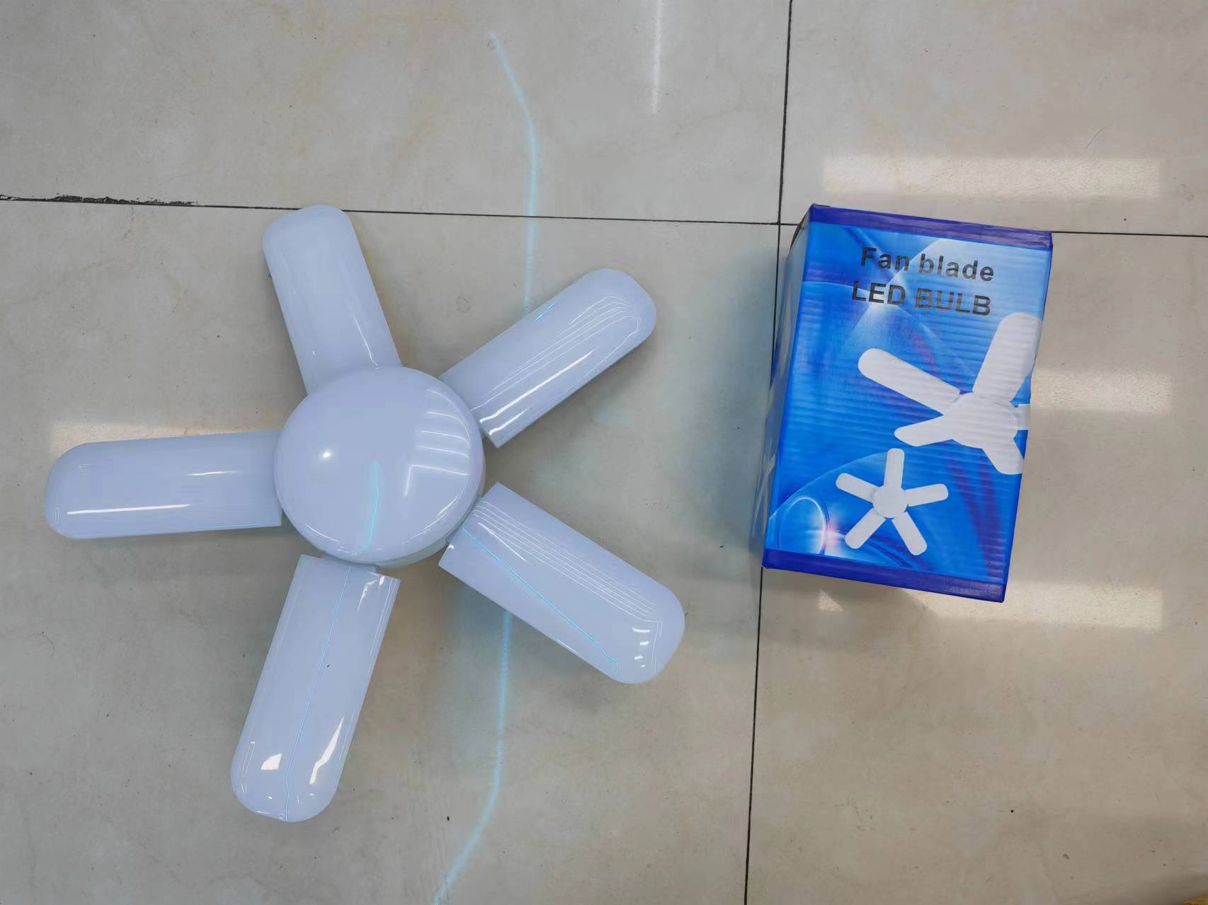 照明/led天花吊顶/柔性软灯条/手电筒外壳/大风扇家用细节图