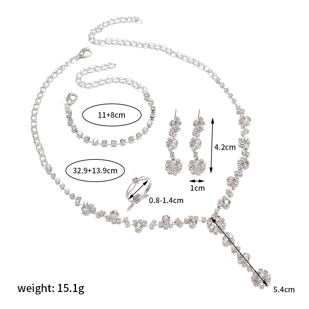 Exquisite, high-end, elegant and fashionable bride accessories, water diamonds, wedding necklaces, earrings, bracelets, rings, wedding dress accessories, bride necklaces, wedding chain sets, European and American, exquisite Application Scenario