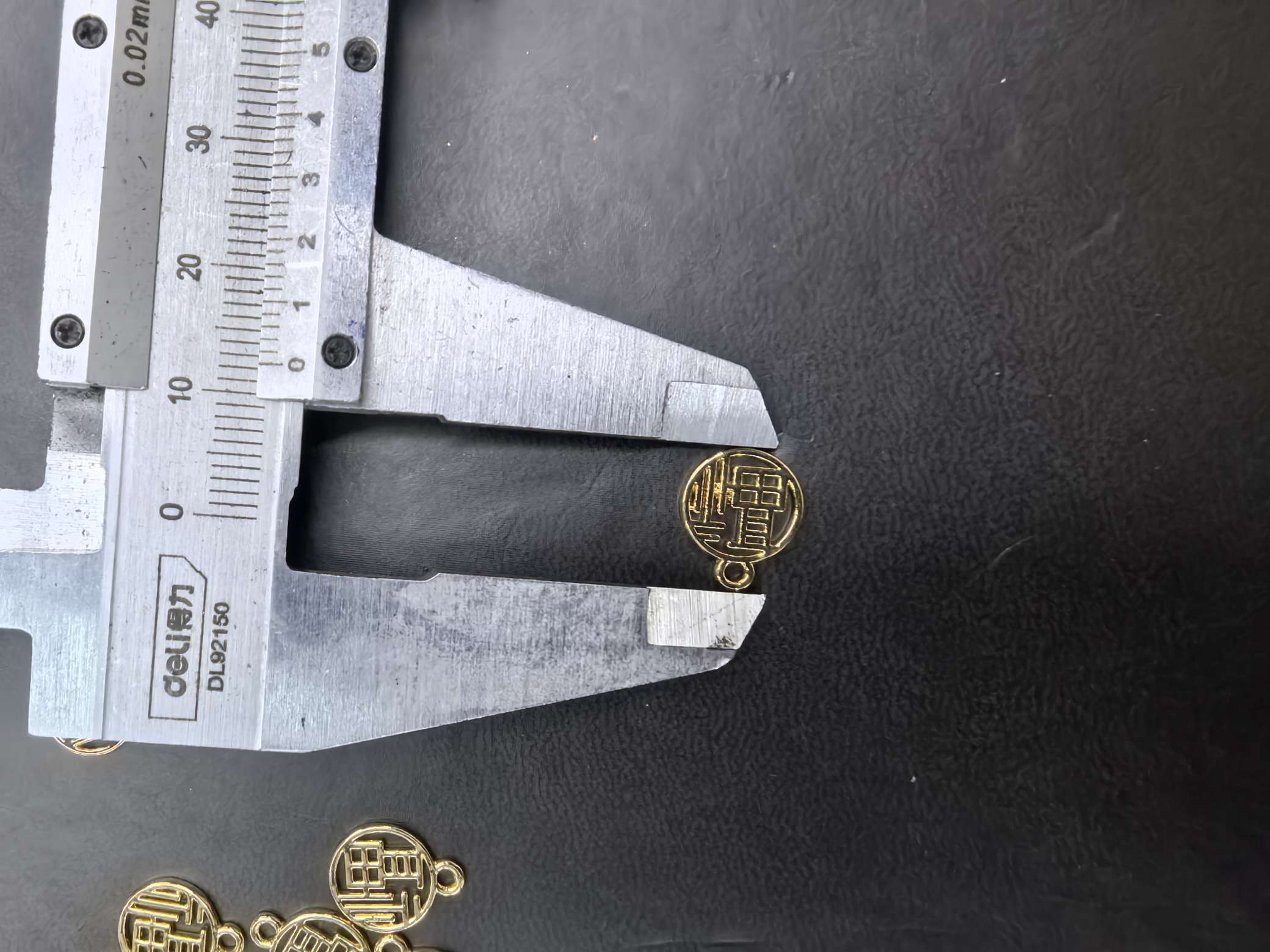 Alloy "Fu" character detail image 4