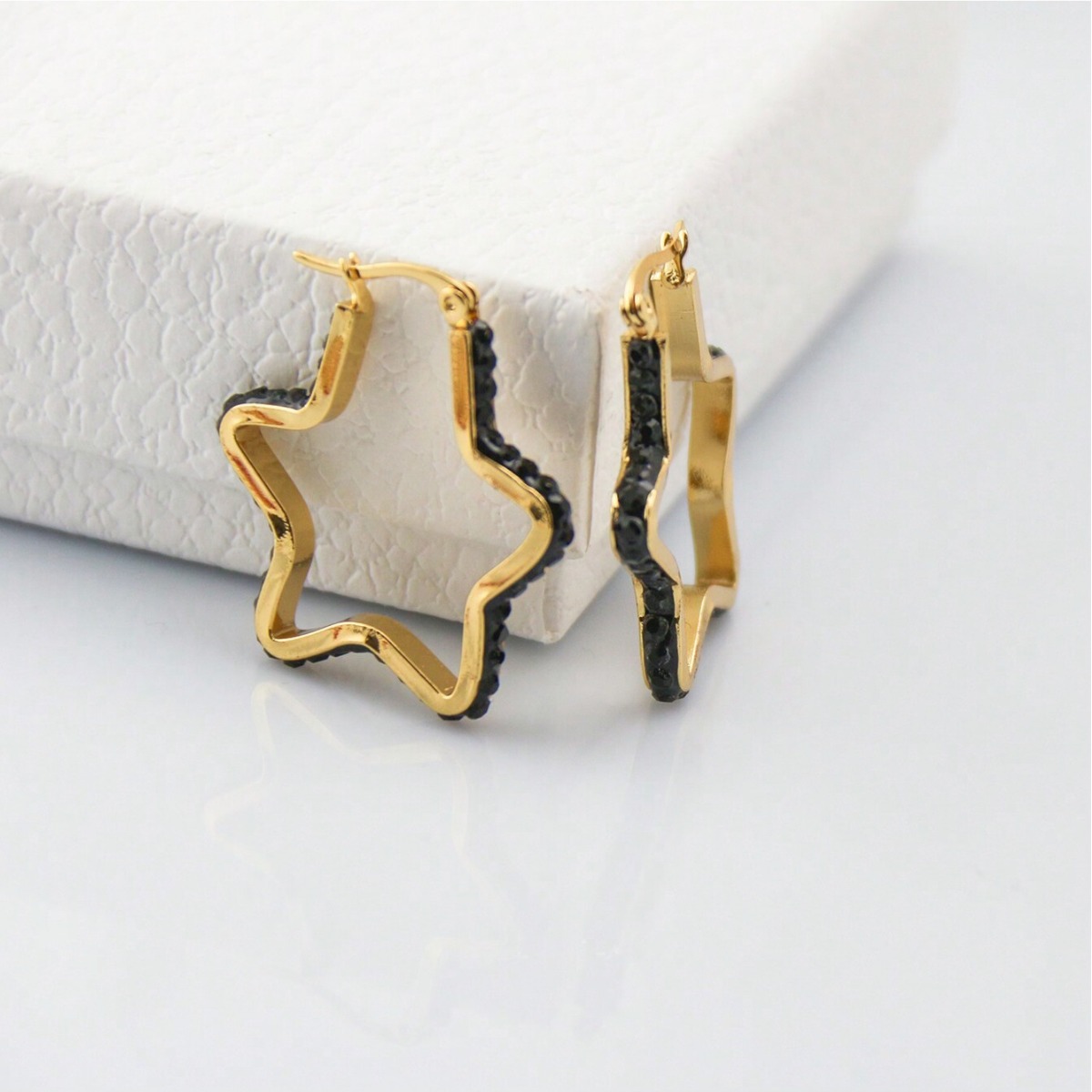 Stainless steel diamond five-pointed star earrings, multi-color earrings, basic foreign trade style earrings, simple and fashionable earrings, fashionable accessories detail image 7