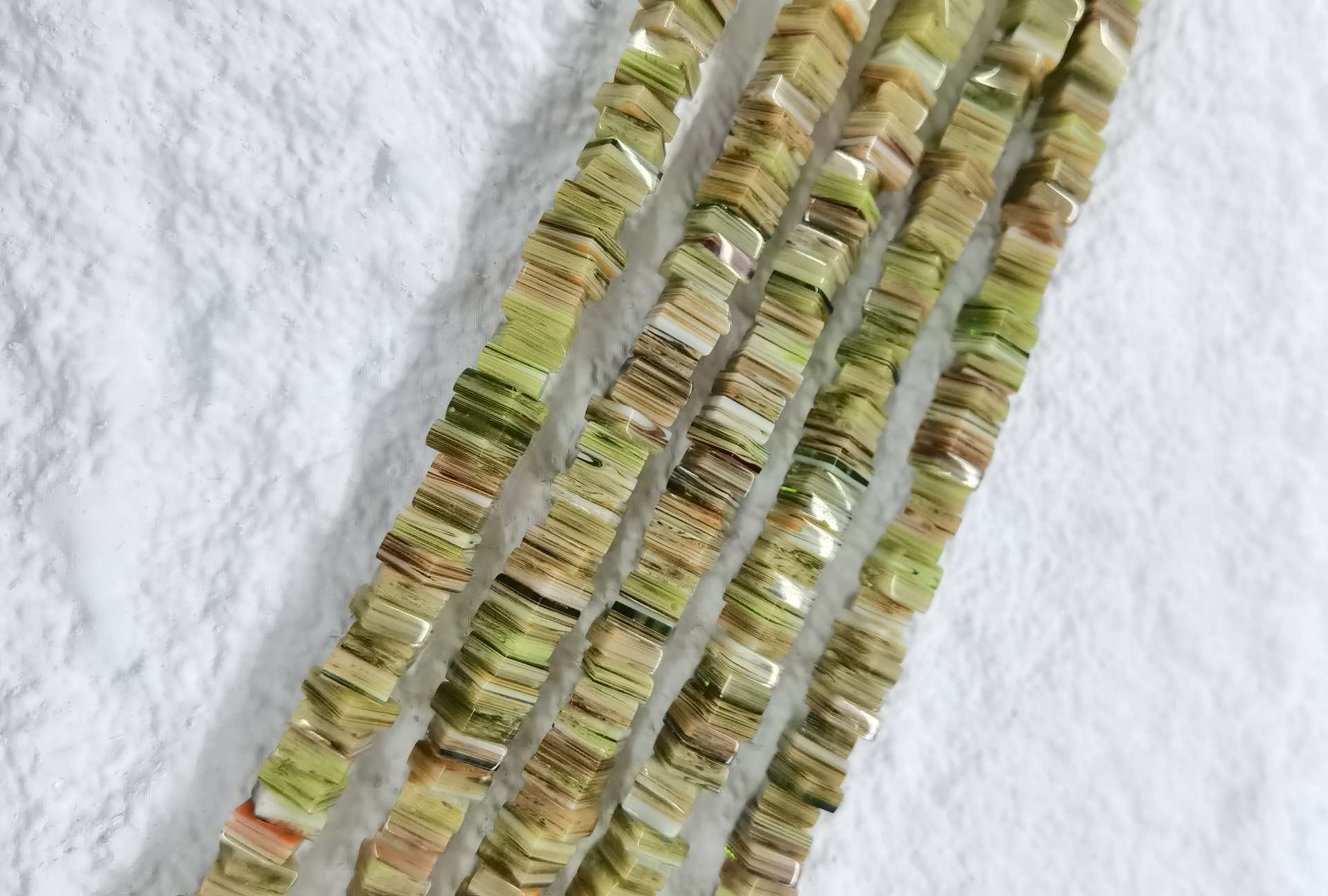 网络爆款意大利果糖琉璃散珠串珠 DIY 手工珠子 手链项链配饰厂家直销详情图18