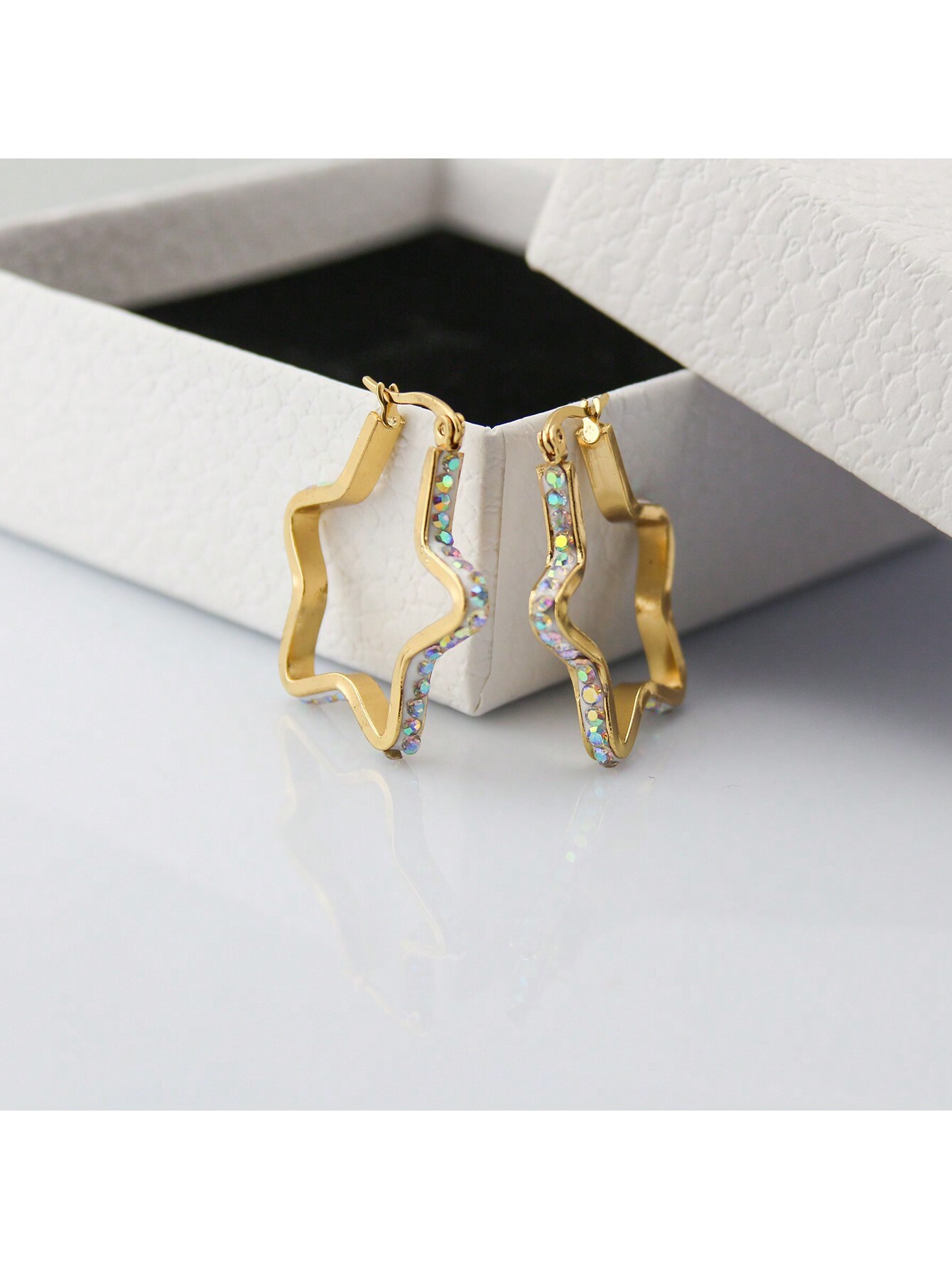 Stainless steel diamond five-pointed star earrings, multi-color earrings, basic foreign trade style earrings, simple and fashionable earrings, fashionable accessories detail image 3