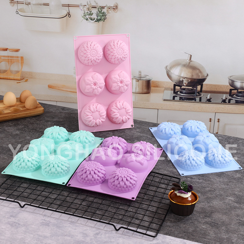 厂家现货 6连3组不同花形硅胶蛋糕模 烘焙 手工皂模 向日葵月饼模