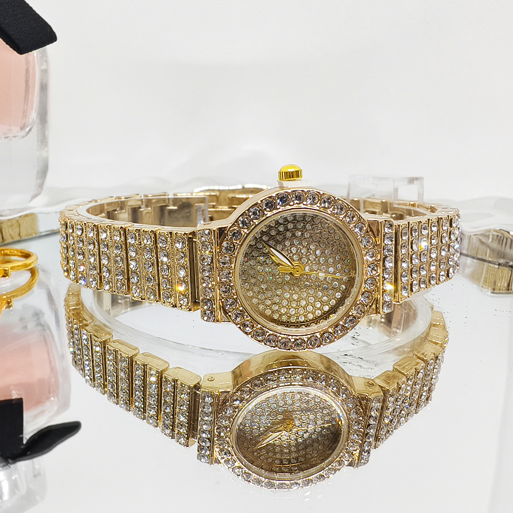 Steel Belt Fashion Leisure Compact Set Steel Belt Watch New Star Watch Women's Watch Wholesale Round Square