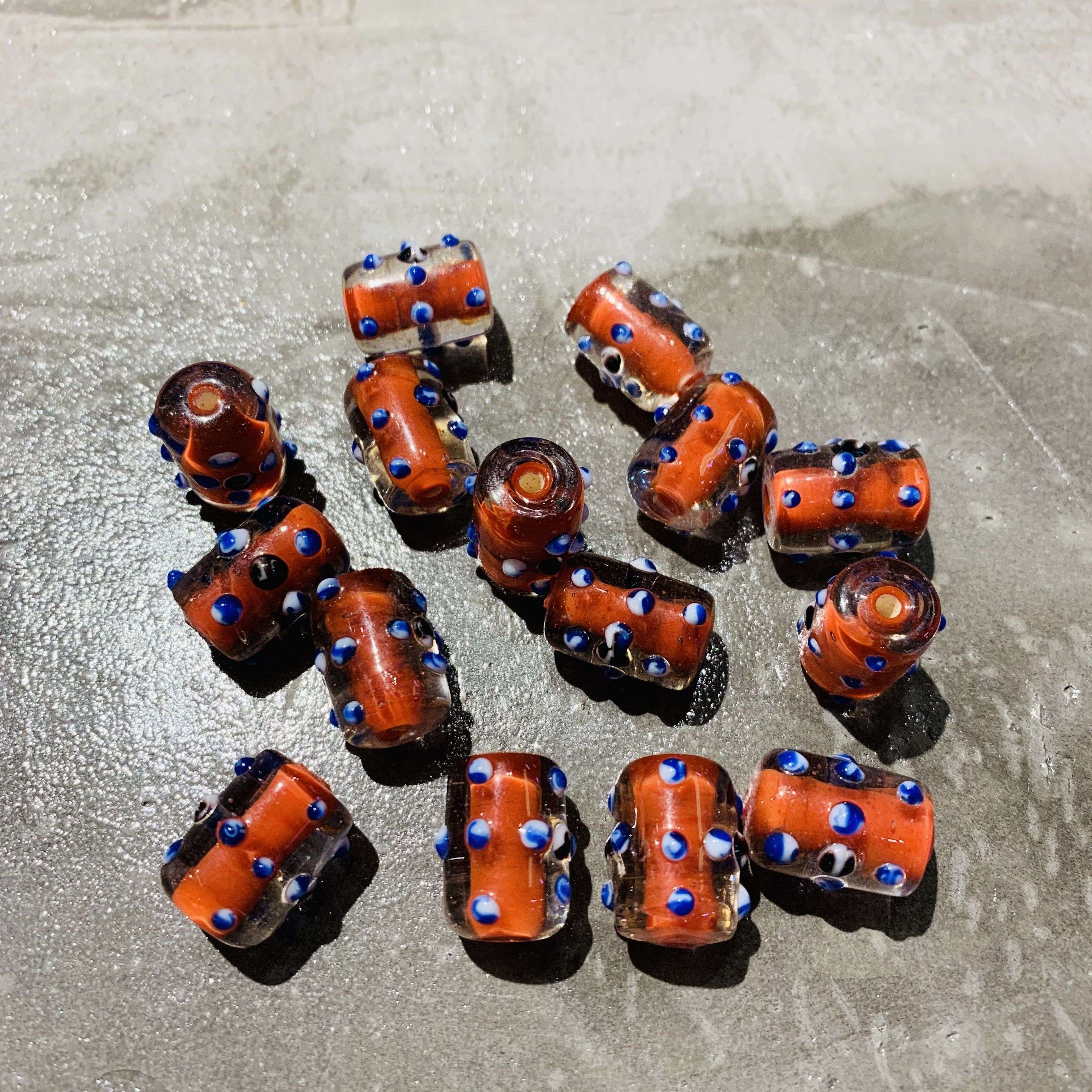 Imported Nepalese ancient glass beads, traditional method scattered beads, cylindrical vertical bar jewelry, diy bracelet, necklace accessory, amulet chain, pure handcrafted polka dot bracelet material wholesale Specification image