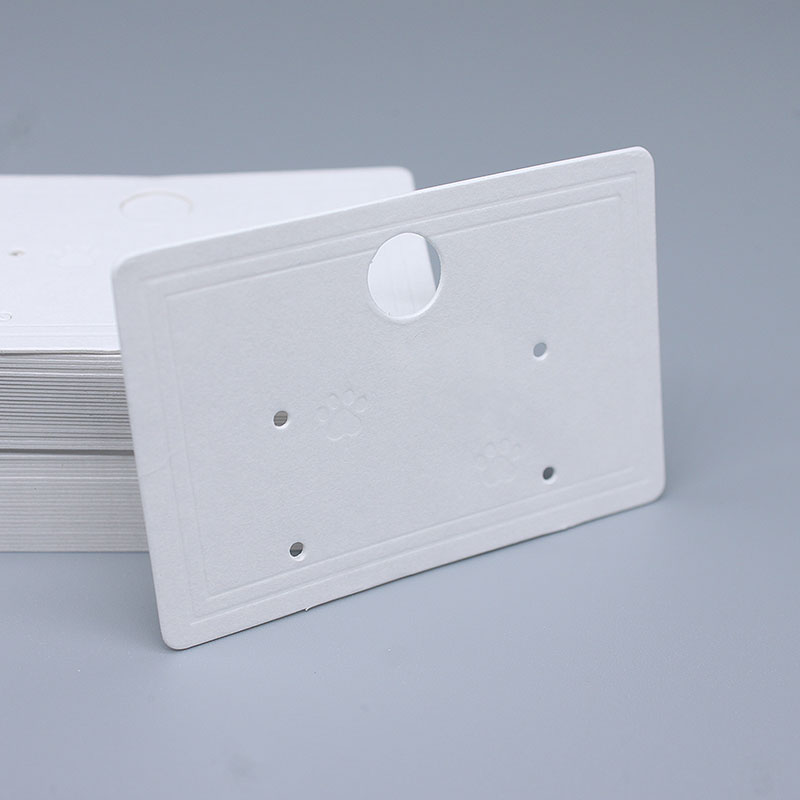 Factory direct sales of packaging accessories: Two pairs of earrings, stud earrings, cards, white card, cardboard, Korean version, universal blank, 6*4cm, in stock, 100 pieces per auction Application Scenario