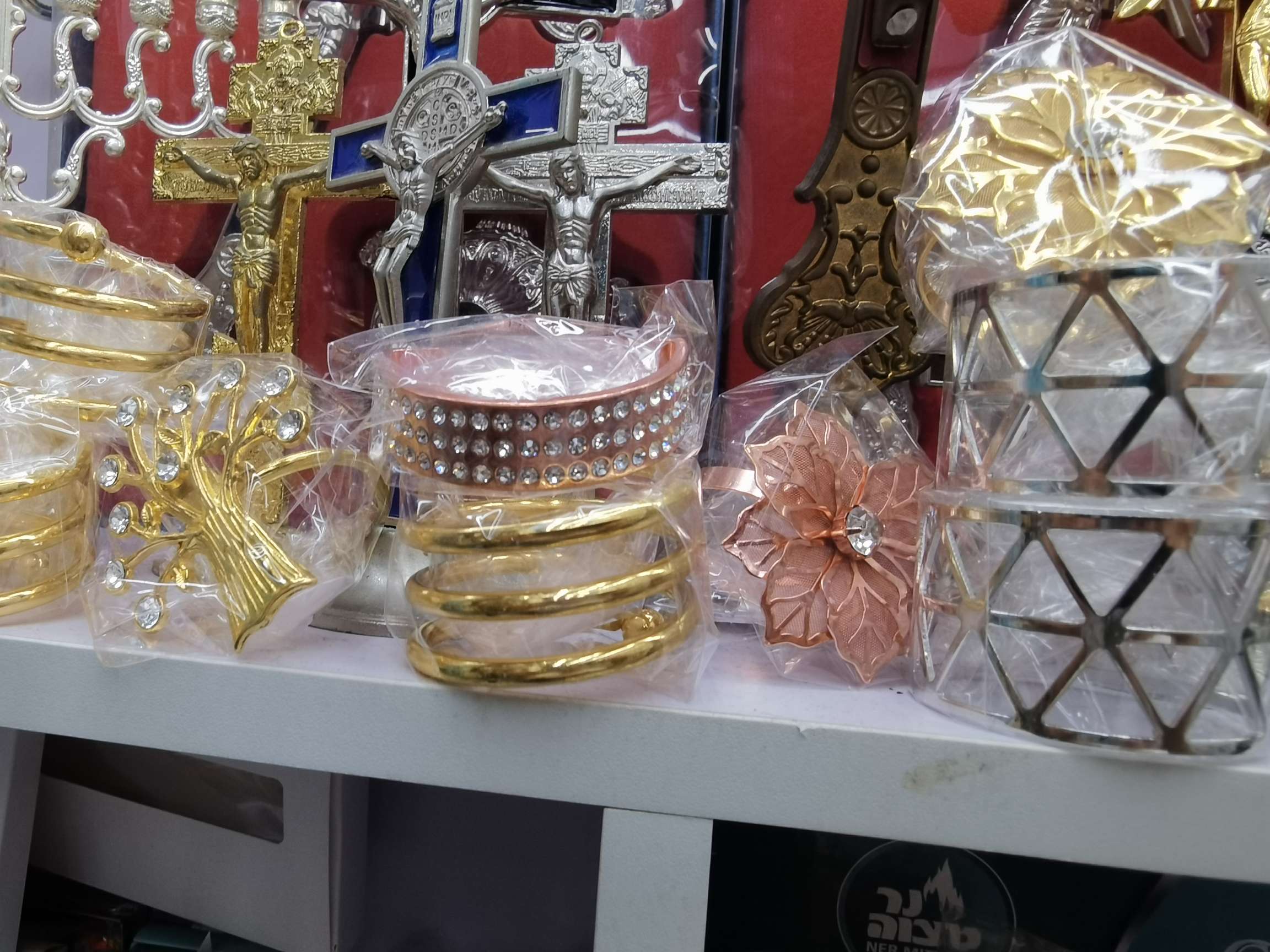 D形餐巾环点钻D扣餐巾环精致合金金属餐厅饰品白底实物图