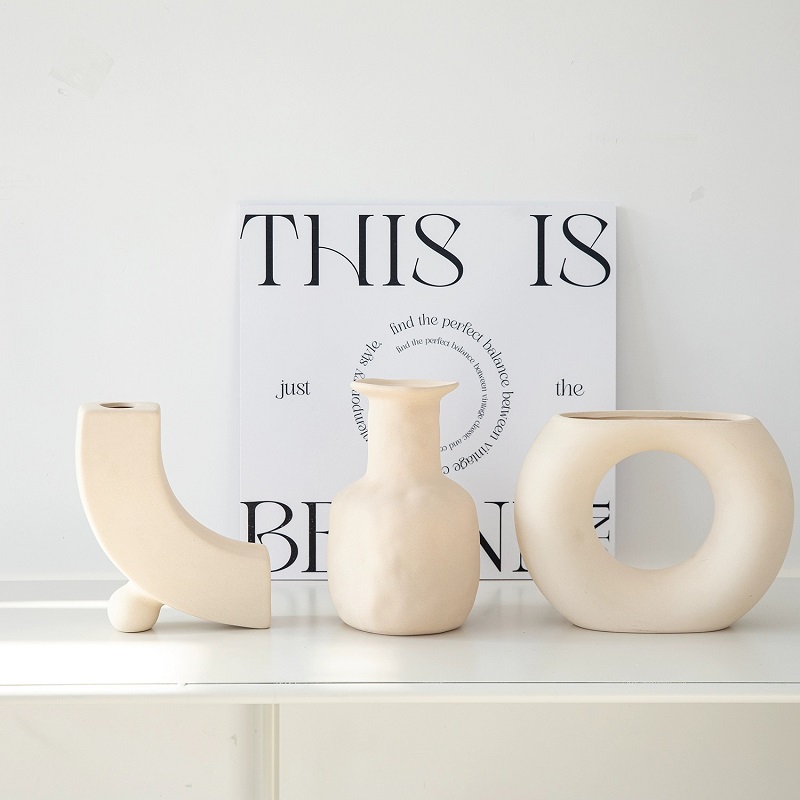 ins retro plain ceramic vase, Nordic-style living room decoration item, dry flower rough pottery flower vase, home decoration item pic 5