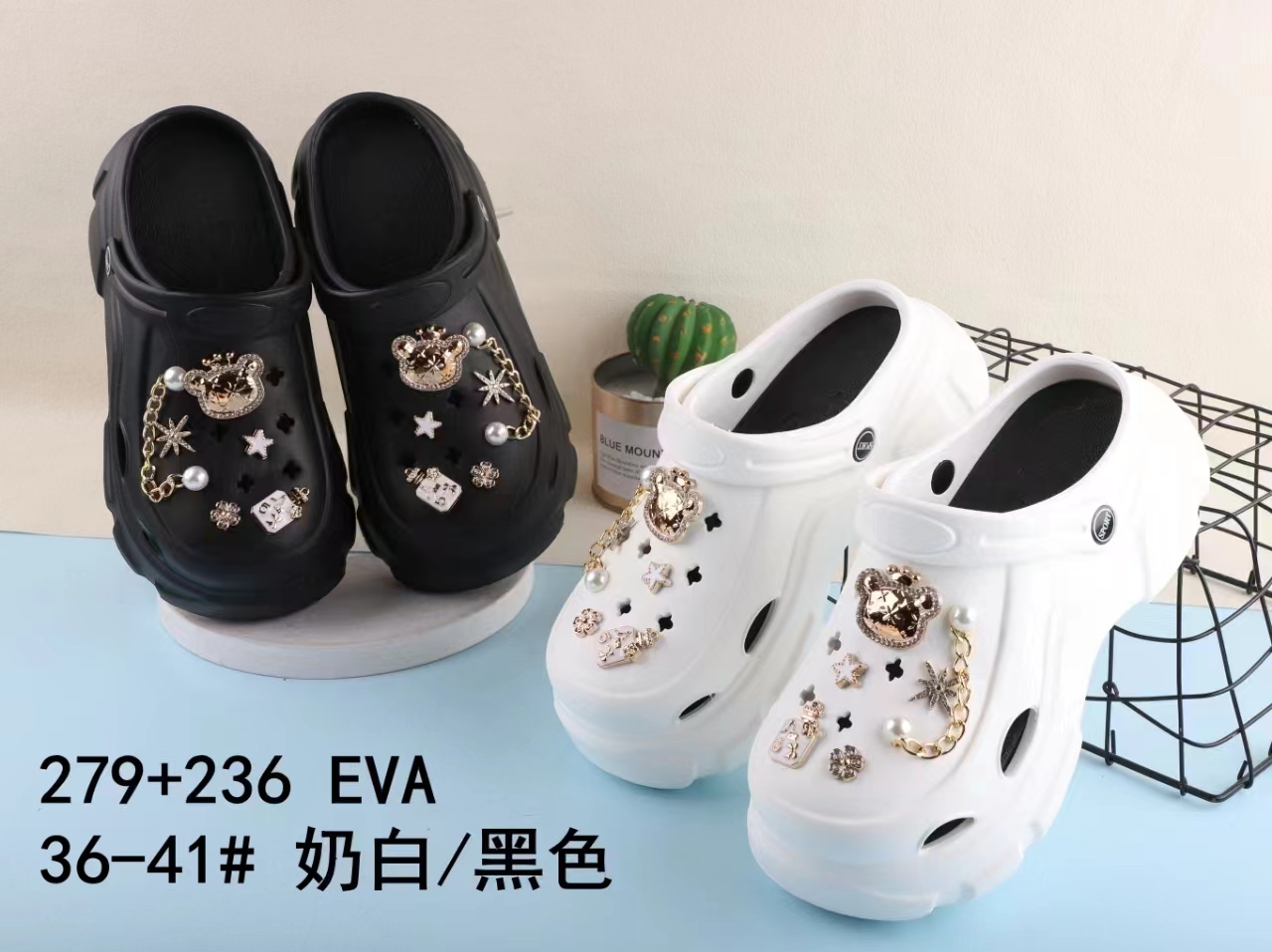 New thick-soled clogs for women's outerwear from foreign trade, fashionable and versatile, with a comfortable feel when stepping on the ground, are summer cool slippers for the beach Specification image
