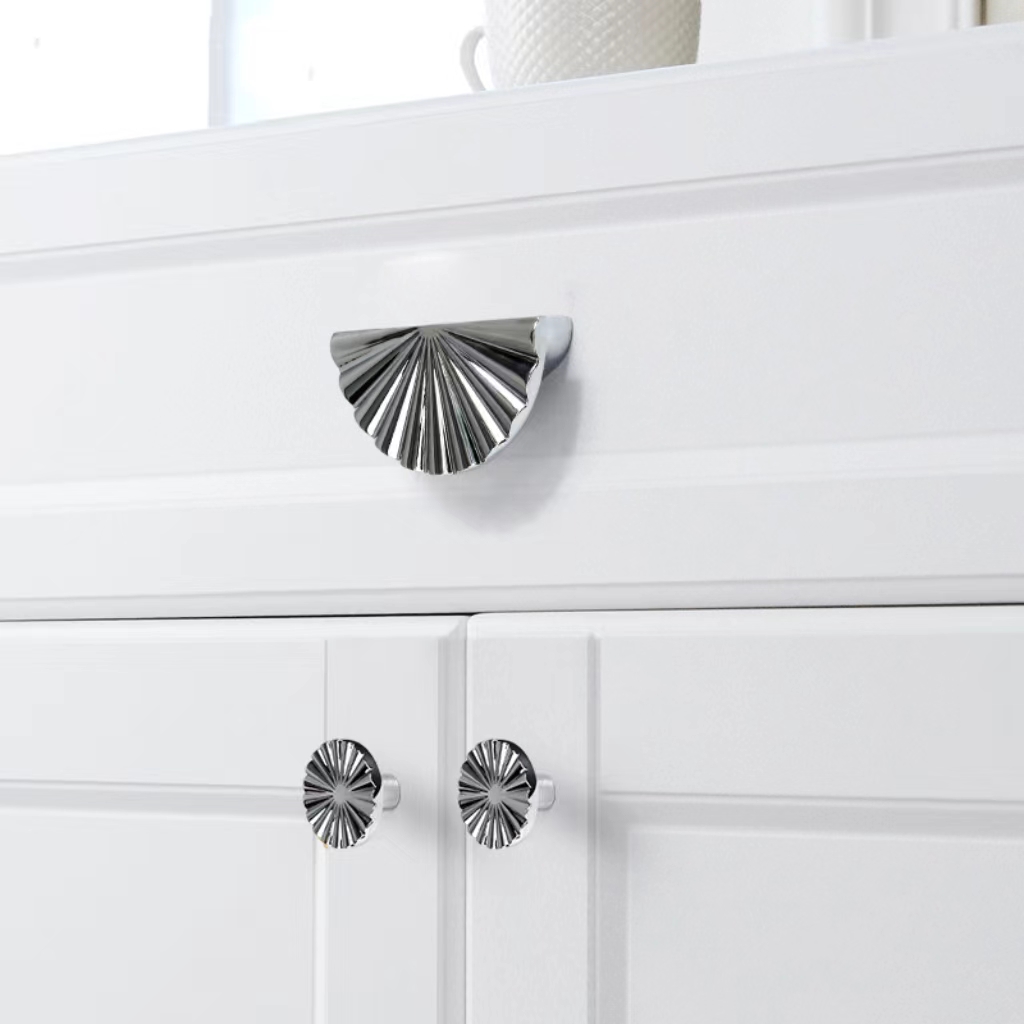Flower-shaped drawer handles, semi-circular handles, circular handles, bright gold single-hole wardrobe, cabinet and TV cabinet handles Specification drawing
