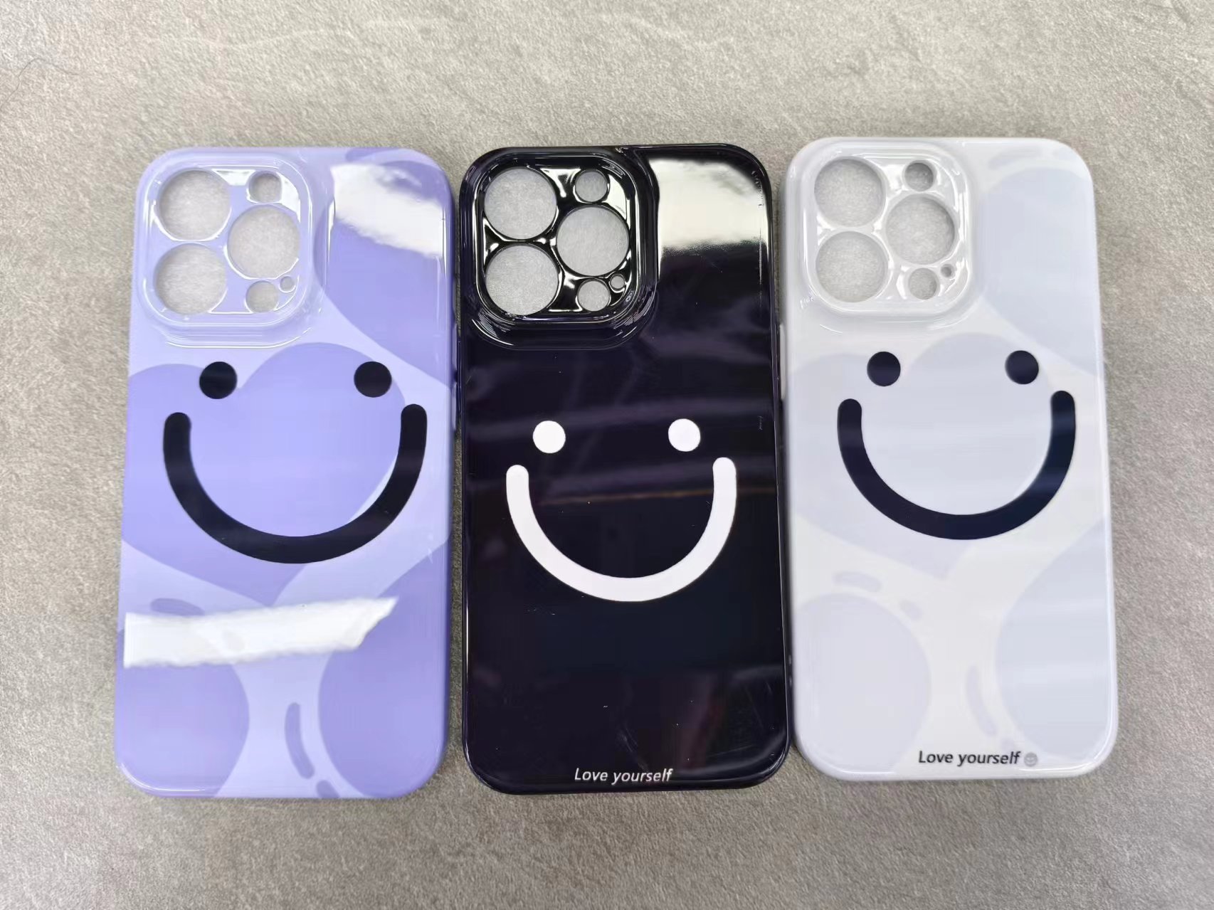 Smiley PC phone case