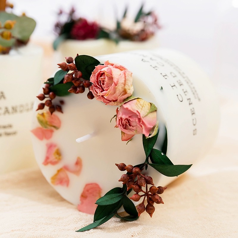 Dried flower scented candle gift box, romantic bedroom atmosphere, sleep-aid home smokeless scented candle, birthday gift, solid scented candle, scented candle, gypsum scented candle, flameless scented candle, home scented candle, scented candle, scented candle, fragrance details Picture