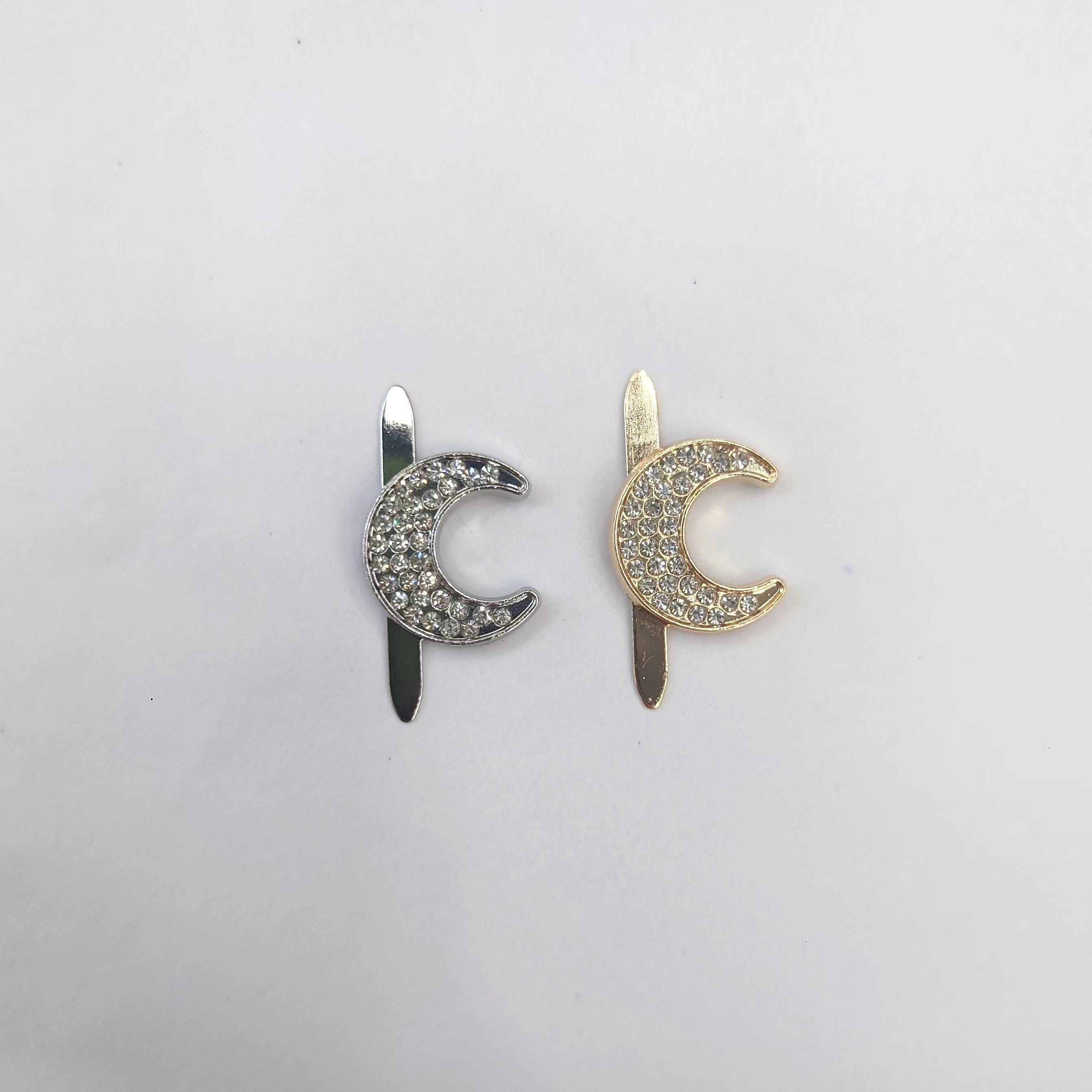 Hot-selling new arrivals, high-end alloy shoe and hat decorative accessories, fashionable moon element ornaments, enhance your fashion taste details Picture