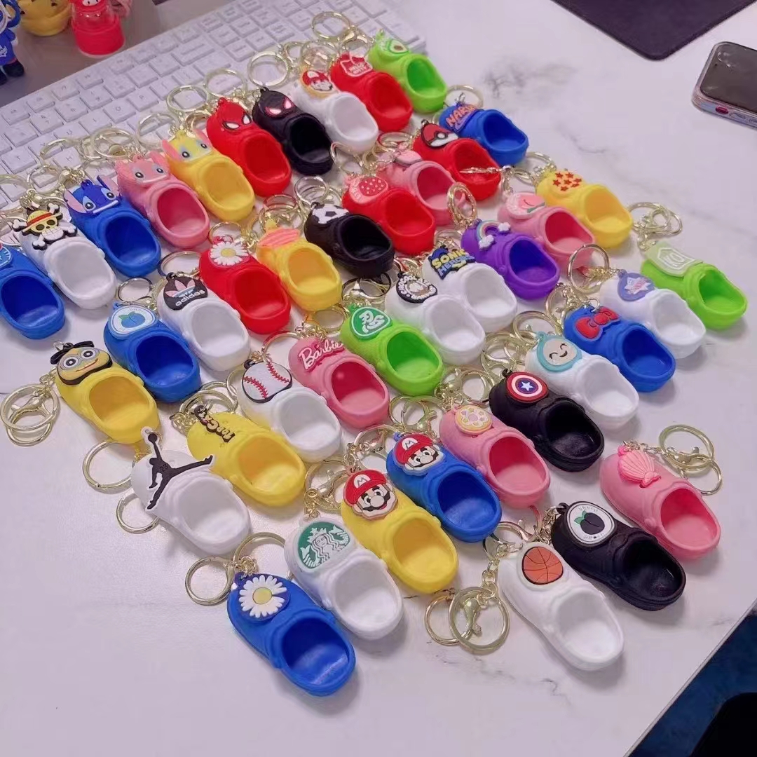 Crocs silicone cartoon key chain cartoon decoration details Picture