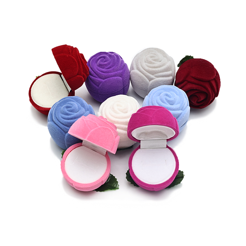 首饰盒/悬浮盒/PE薄膜盒/袋子/耳丁卡片3对装白底实物图