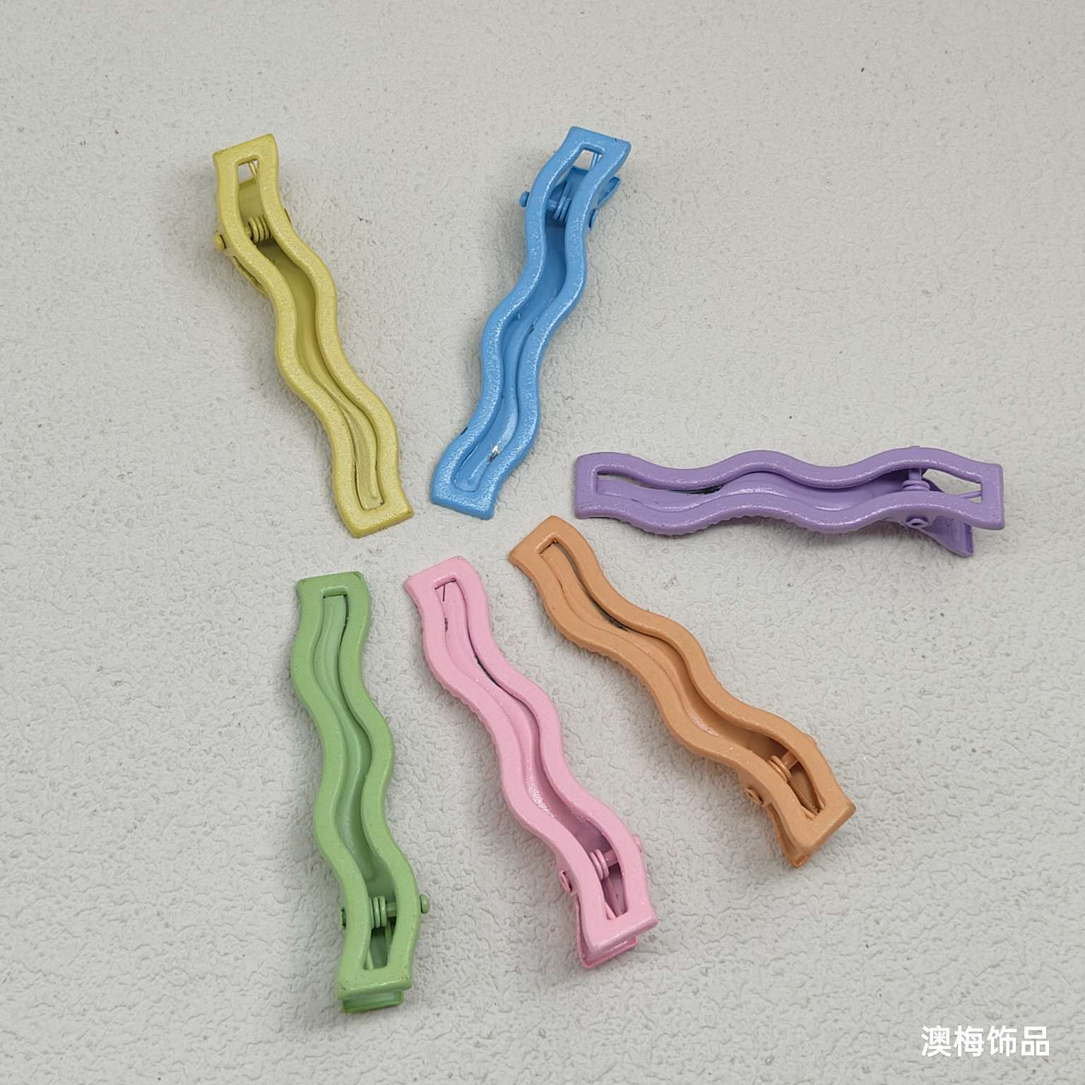 New Korean version simple and cute children's matte macaron-colored duckbill clip, fringe clip, sweet and elegant set, wave clip detail image 4