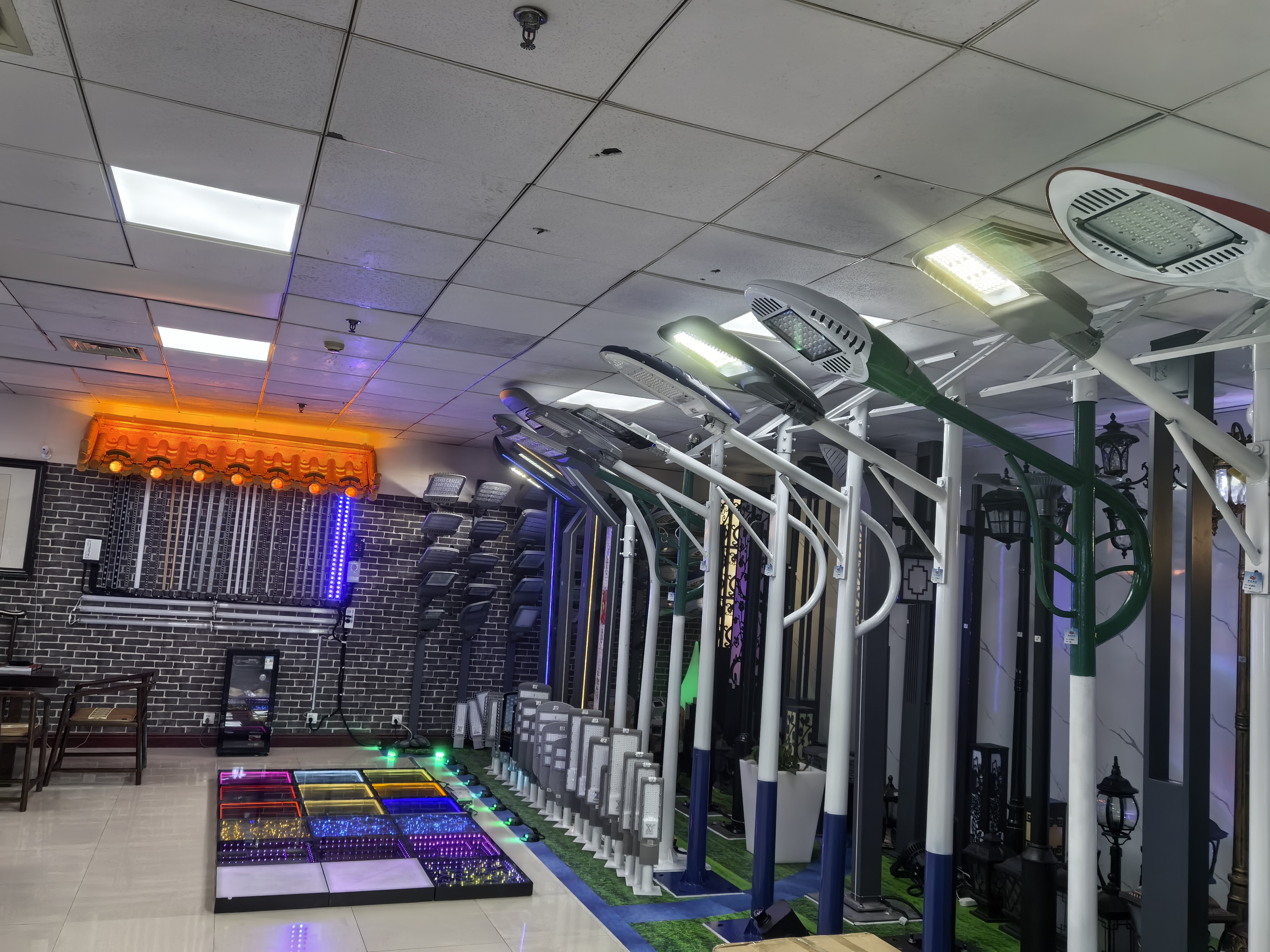 Xinyuan Lighting describe pic - 3