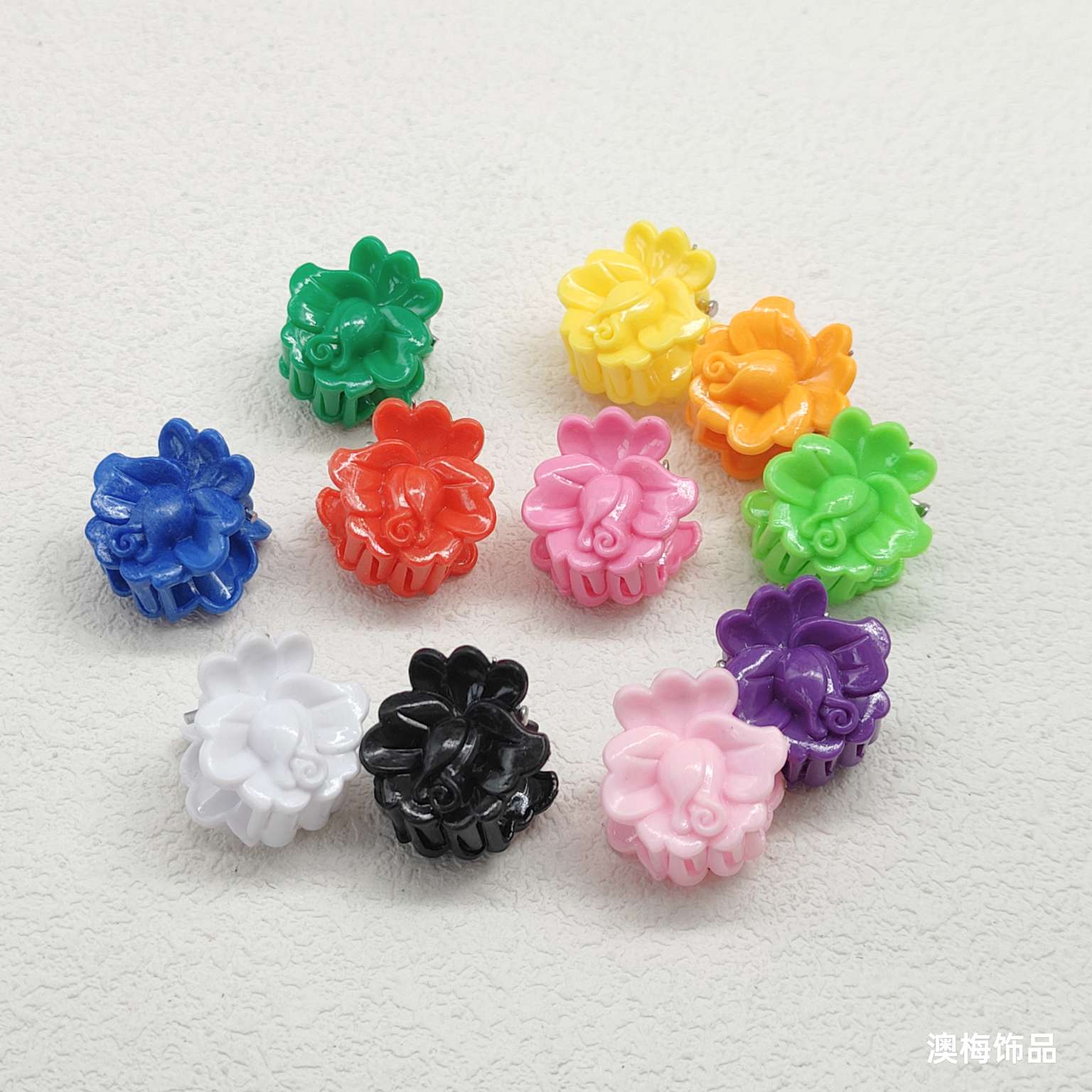 2CM mini flower matte hair clips, children's hair clips, small bangs, top clips, broken hair clips, rose hair clips, solid color details Picture