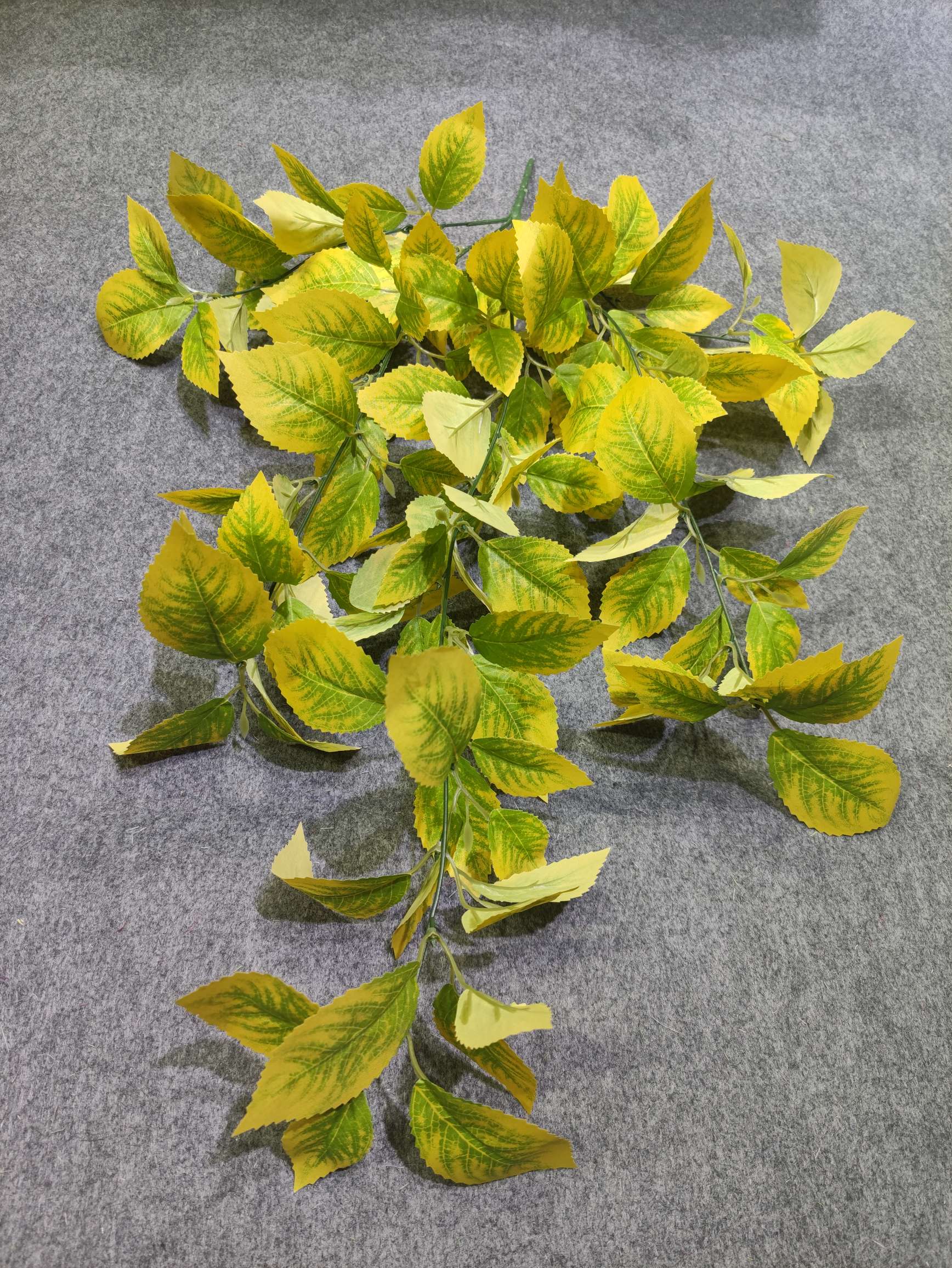 Autumn maple leaf simulation plant garden landscaping plant wall design, green plant home flower art DIY ornaments, artificial leaf export pic 8