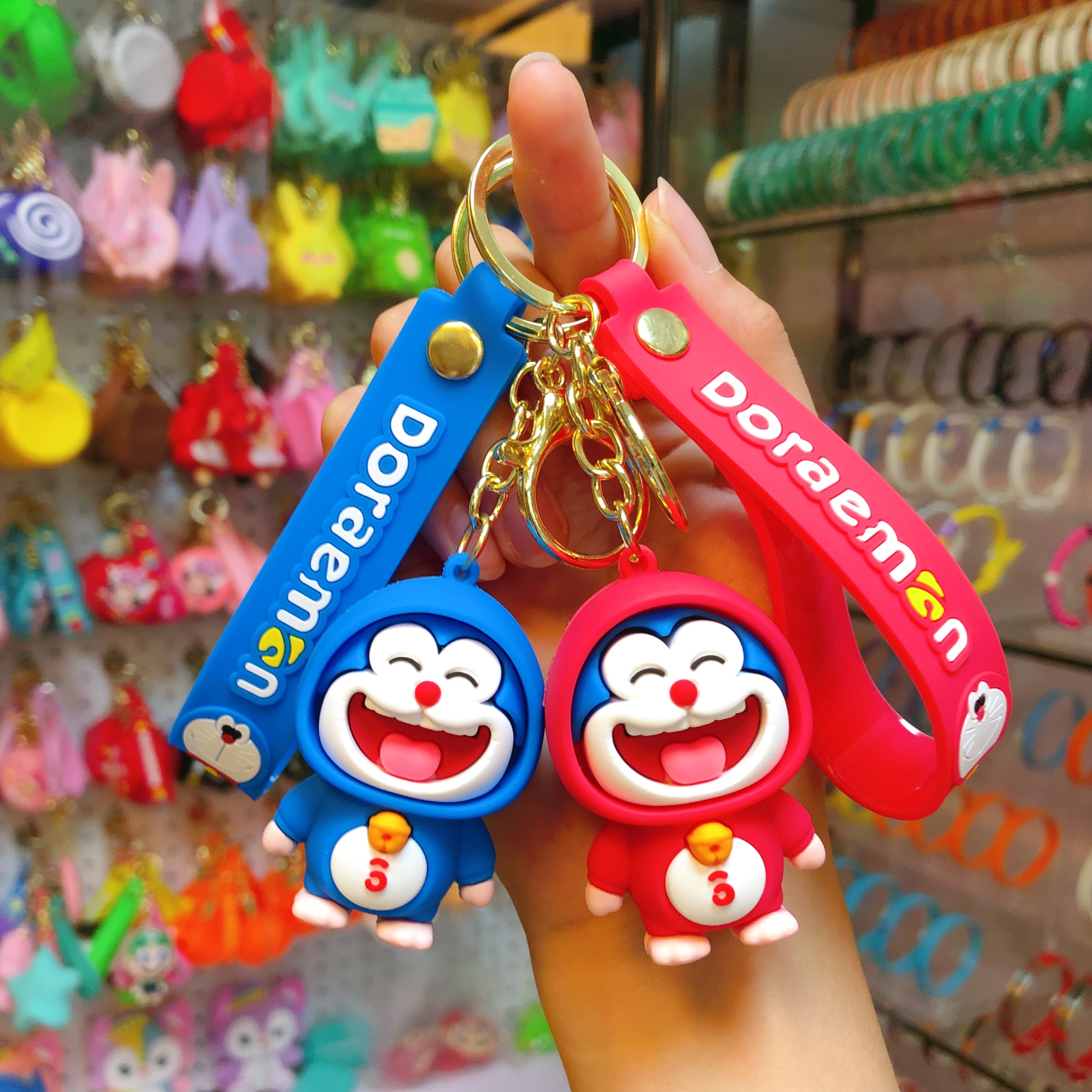 Dibujos animados doraemon llavero lindo lindo gato jingle PVC bolsa colgante llavero del coche regalo al por mayor dibujos animados doraemon llavero lindo gato jingle PVC bolsa colgante llave del coche Specification image