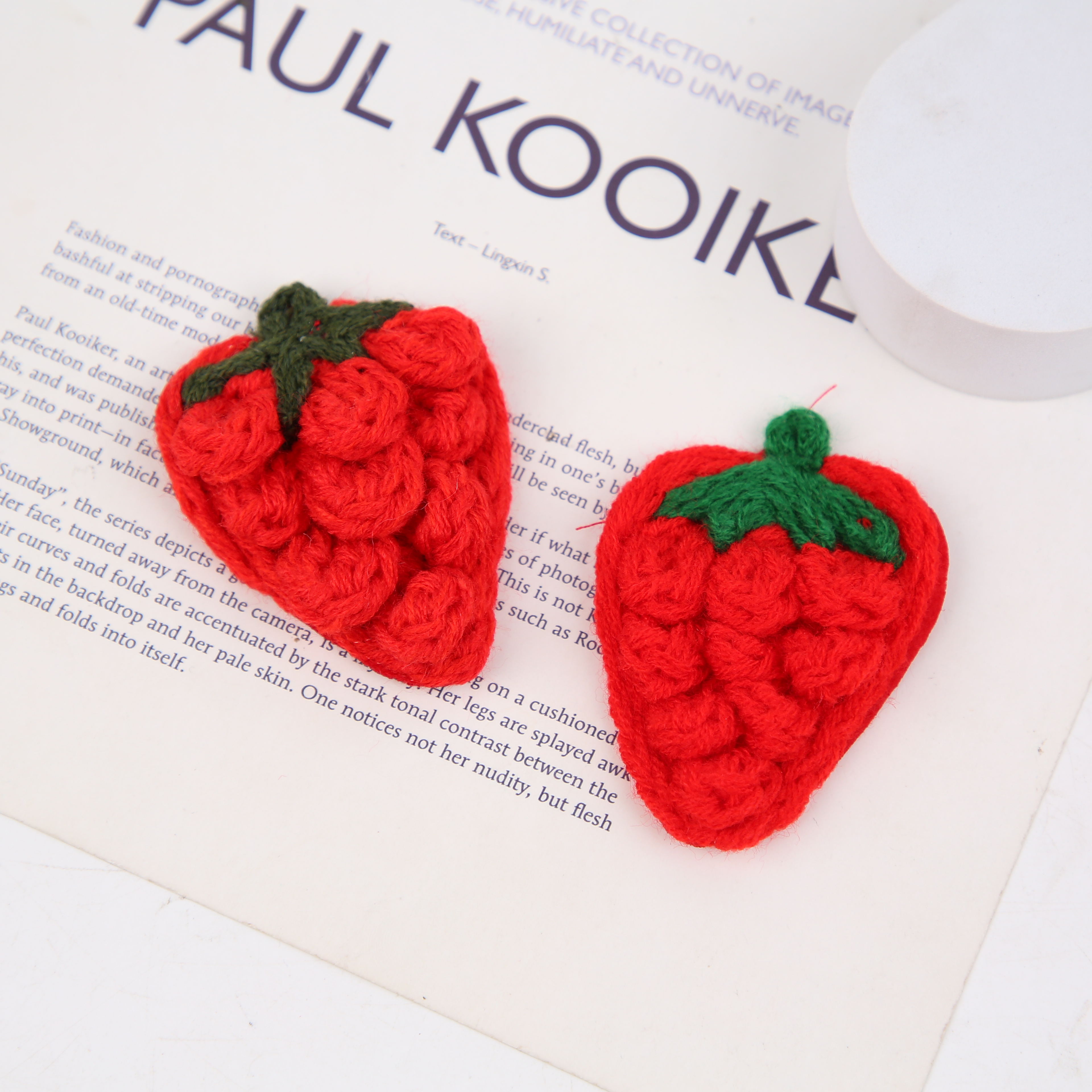 2024 Factory Direct Sales Of New Clothing Accessories Strawberry Sample Customization details Picture