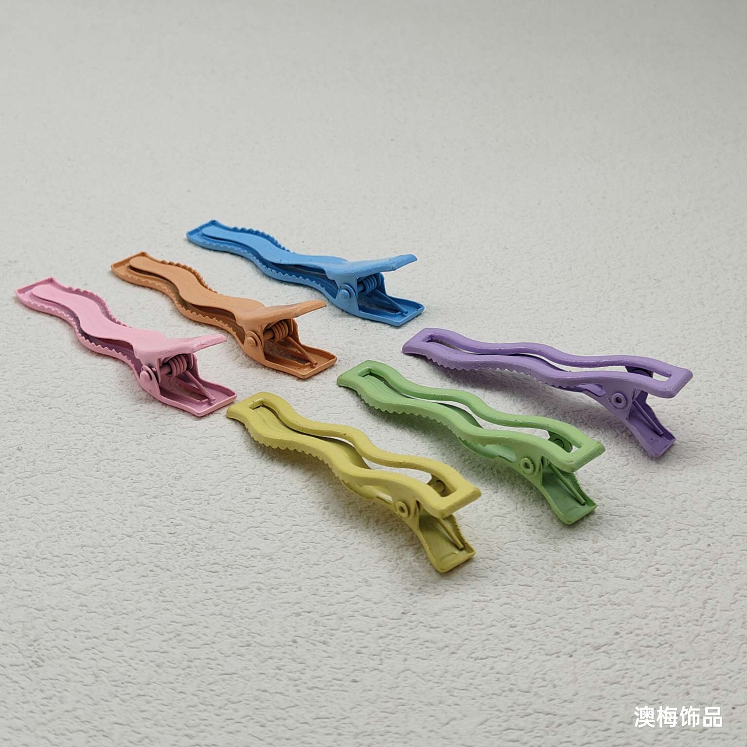 New Korean version simple and cute children's matte macaron-colored duckbill clip, fringe clip, sweet and elegant set, wave clip detail image 2