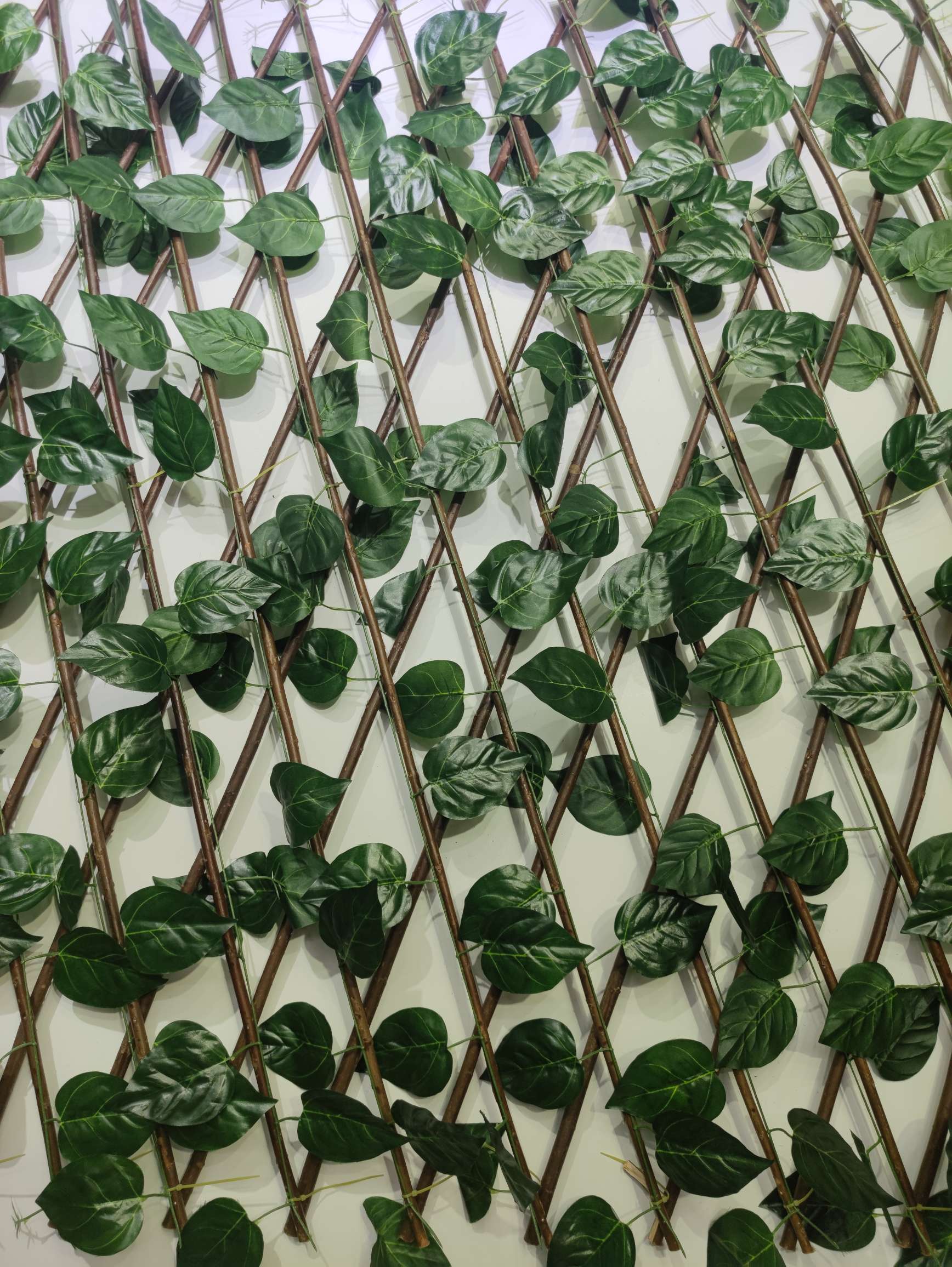 Artificial fence, leaf wood fence, retractable fence, artificial plant wall, garden and courtyard decorative guardrail manufacturer wholesale detail image 8
