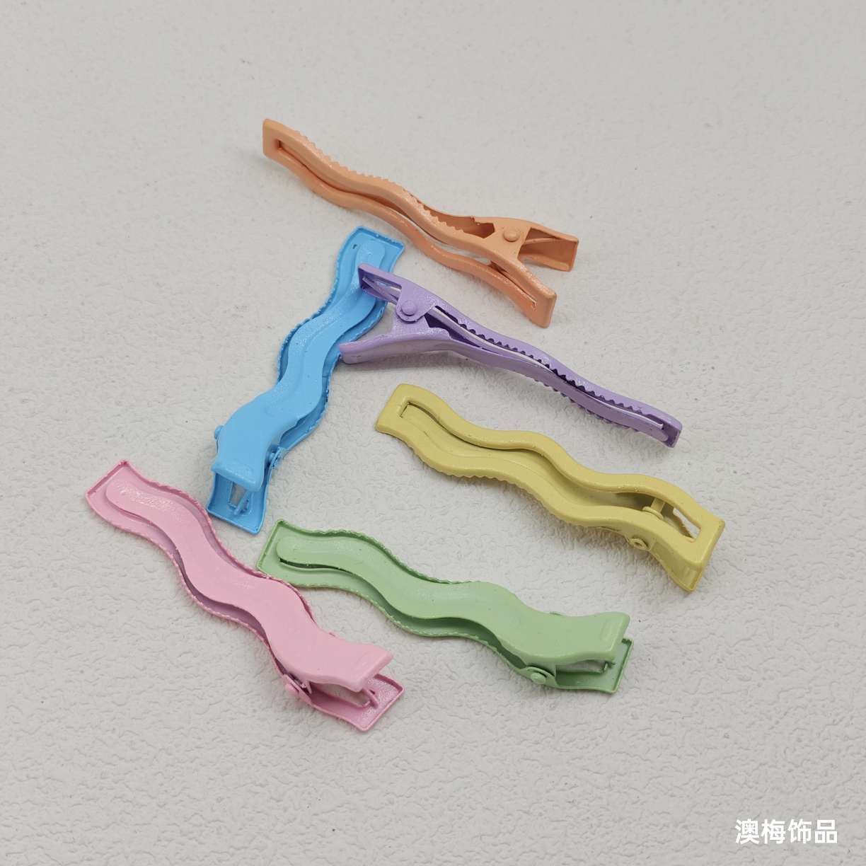 New Korean version simple and cute children's matte macaron-colored duckbill clip, fringe clip, sweet and elegant set, wave clip details Picture
