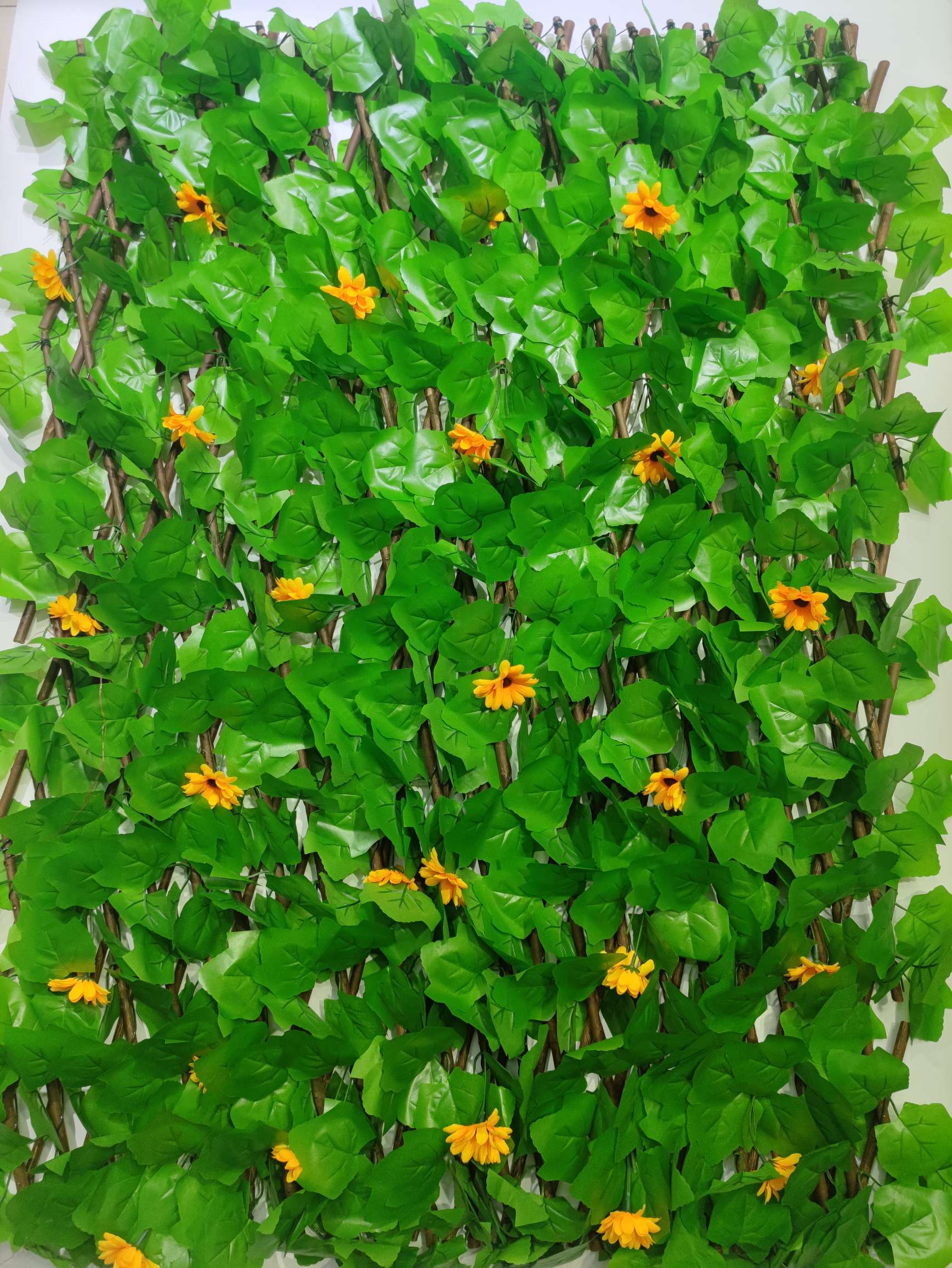 Artificial plant telescopic fence, rose wall, outdoor balcony, garden artificial green plant, plastic fence, decorative fence