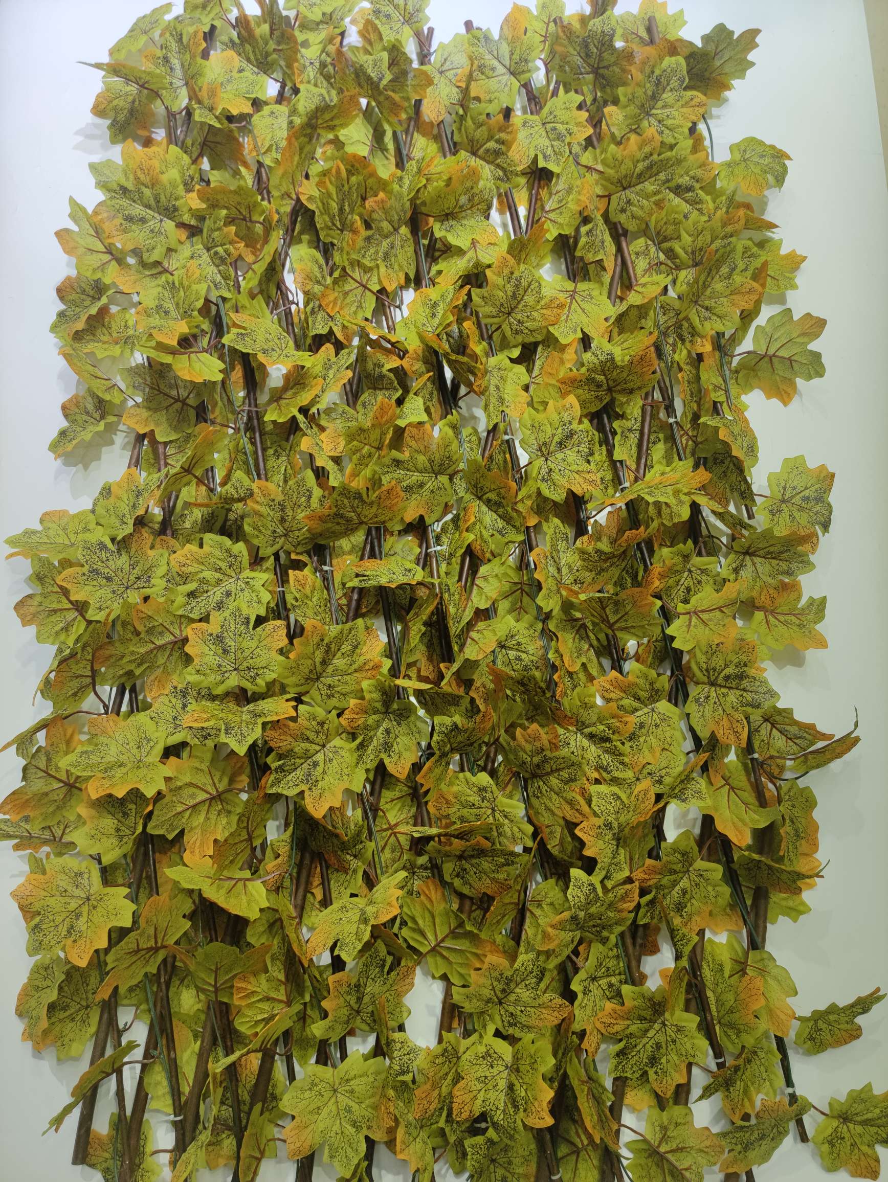 Garden plants, wall decoration, fences, artificial flowers, green tree leaves, retractable and stretchable fences, and balcony shielding detail image 3