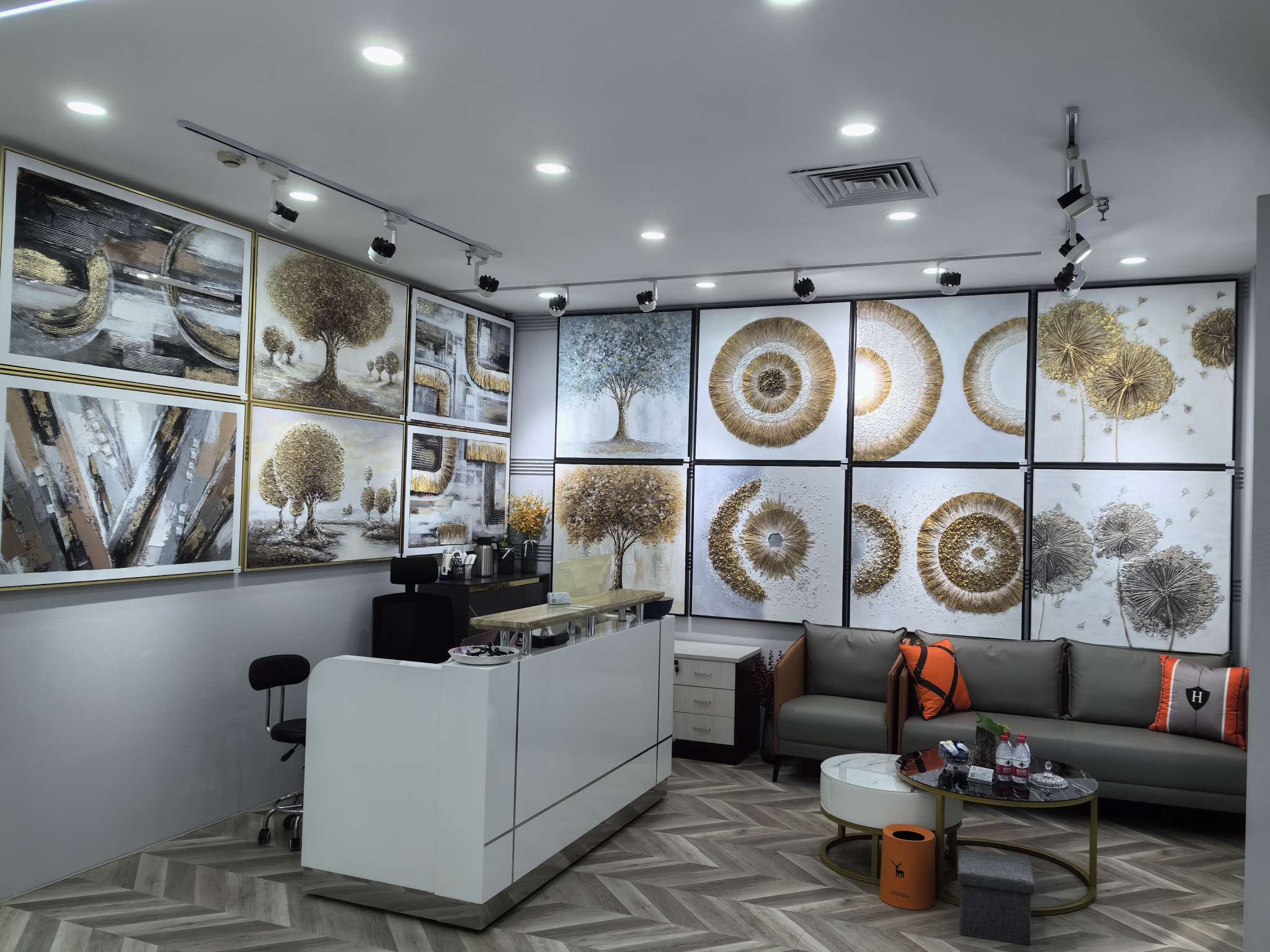 Yiwu Huaxin Decorative Painting Shop describe pic - 3