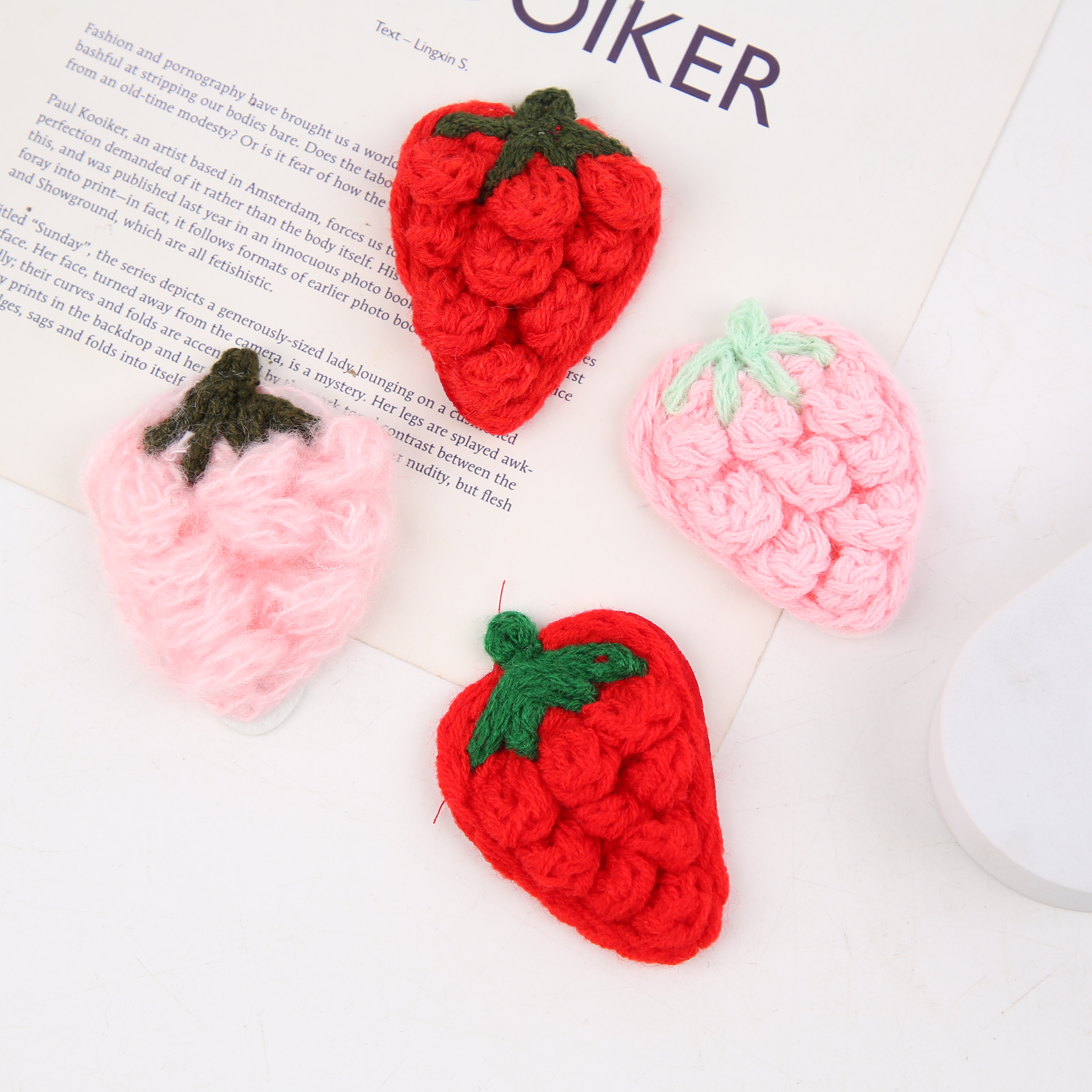 2024 Factory Direct Sales Of New Clothing Accessories Strawberry Sample Customization