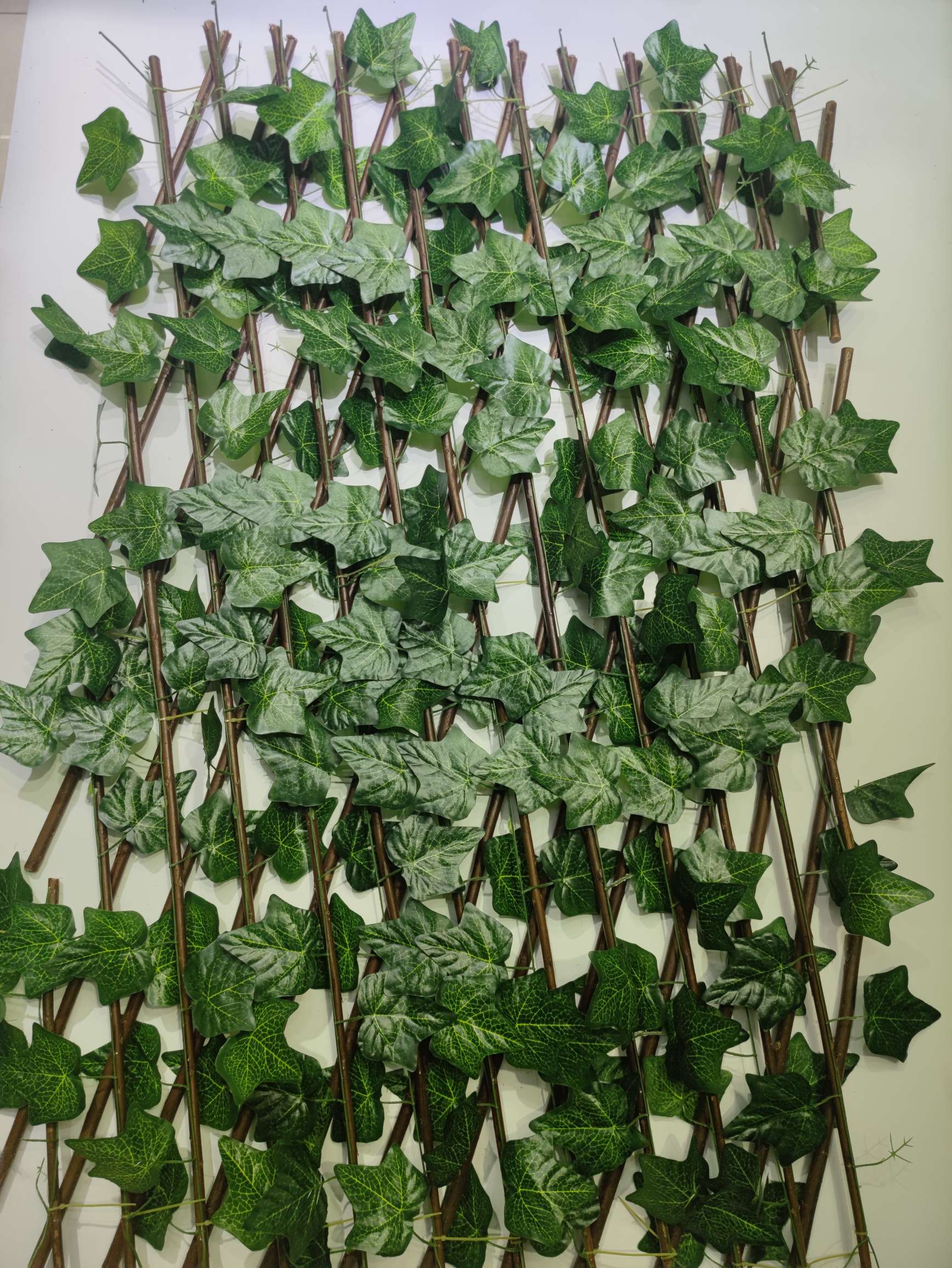 Garden plants, wall decoration, fences, artificial flowers, green tree leaves, retractable and stretchable fences, and balcony shielding detail image 12