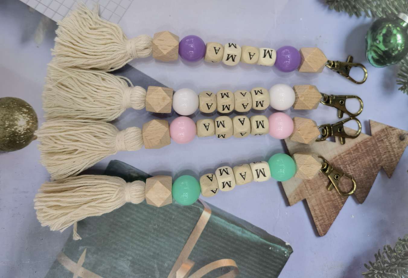 0507全手工流苏手机挂件，2024最新款式，环保材质，质量很好，欢迎下单钥匙扣挂件