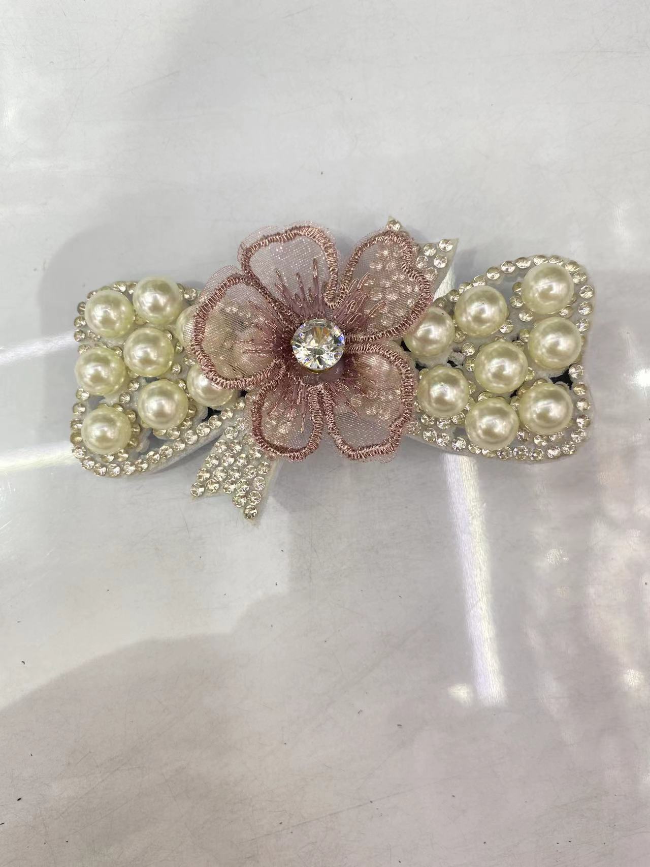 珍珠梅花鸭夹发夹细节图