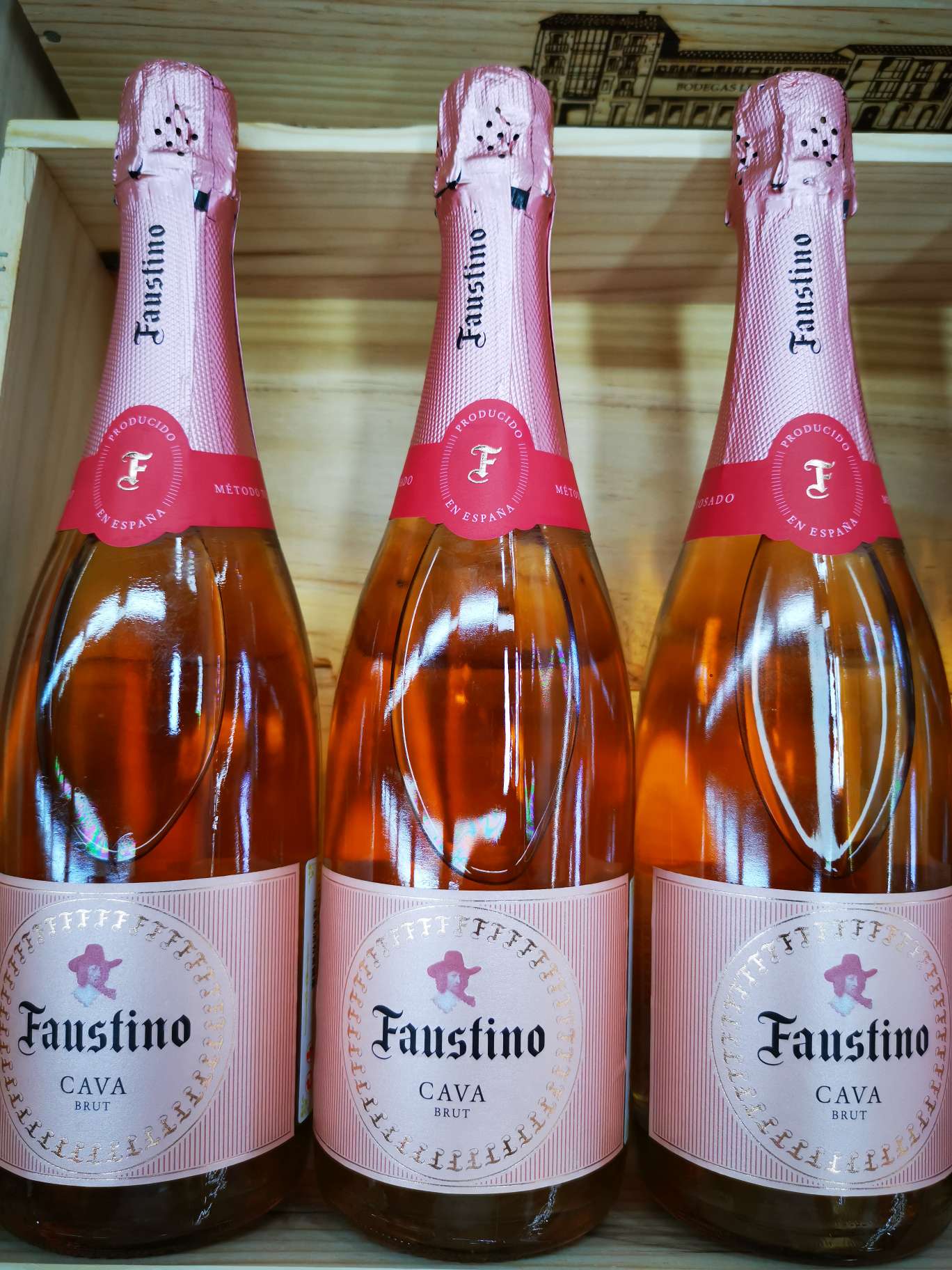 Fostino Rose Cava Sparkling Wine