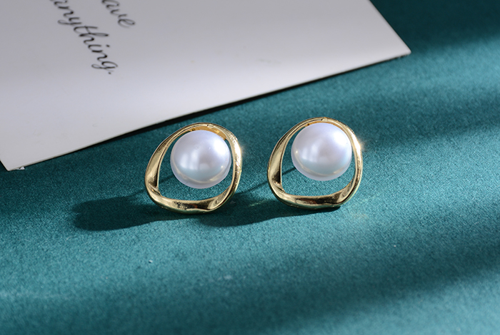 网红爆款925银针耳钉潮几何大珍珠耳环女饰品配货地摊个性时尚女气质小众耳饰详情6