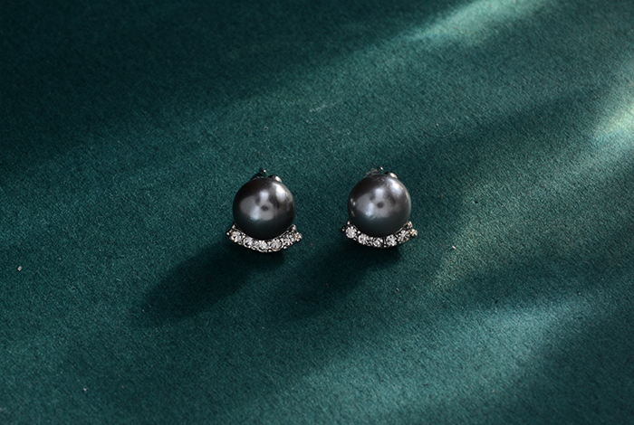 网红爆款925银针耳钉简约珍珠钻耳环女饰品配货地摊个性时尚女气质小众耳饰网红详情5