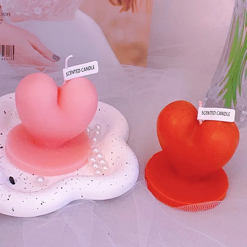 Standing heart-shaped scented candles, Valentine's Day photo props, study desk and office desk ornaments, flameless scented candles, solid scented candles, scented candles, scented home scented candles, gypsum scented candles, essential oil scented candles Item Picture