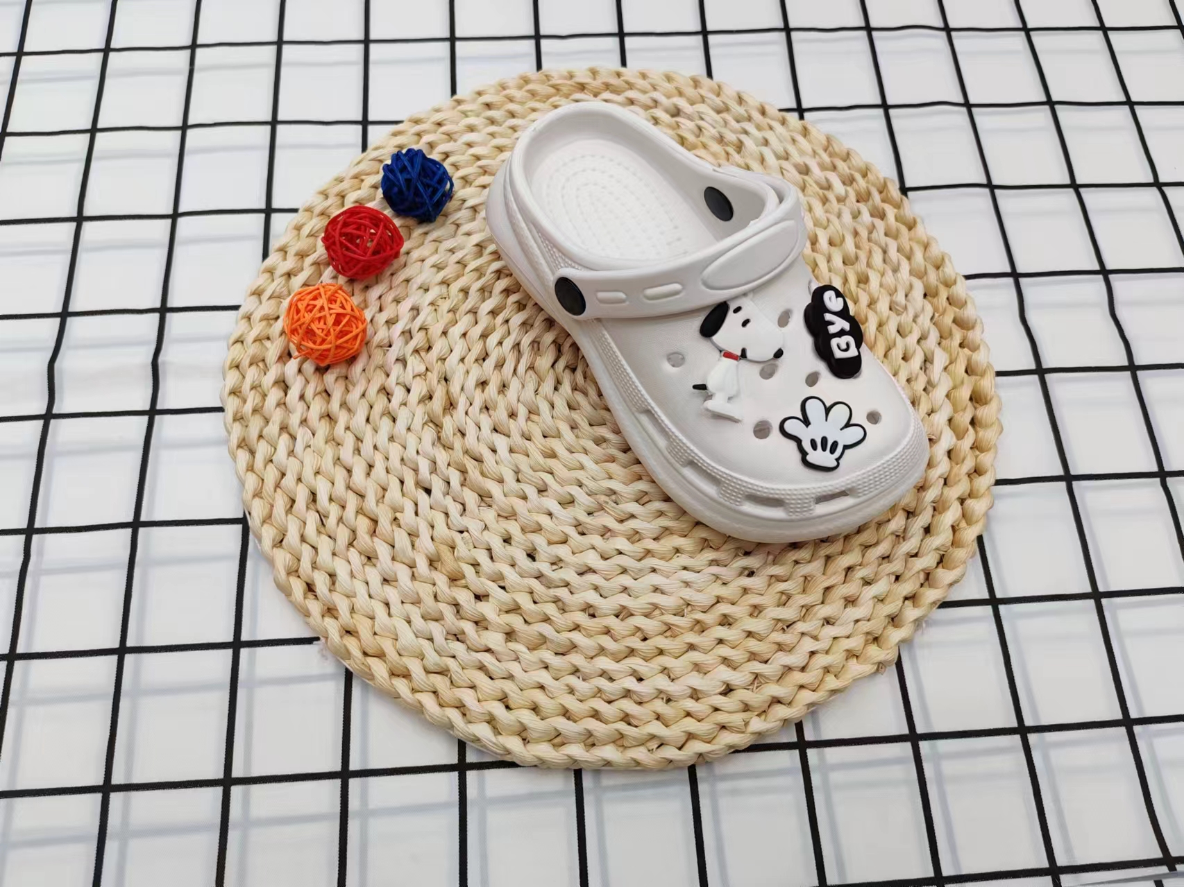 Cute cartoon outerwear crocs for summer details Picture