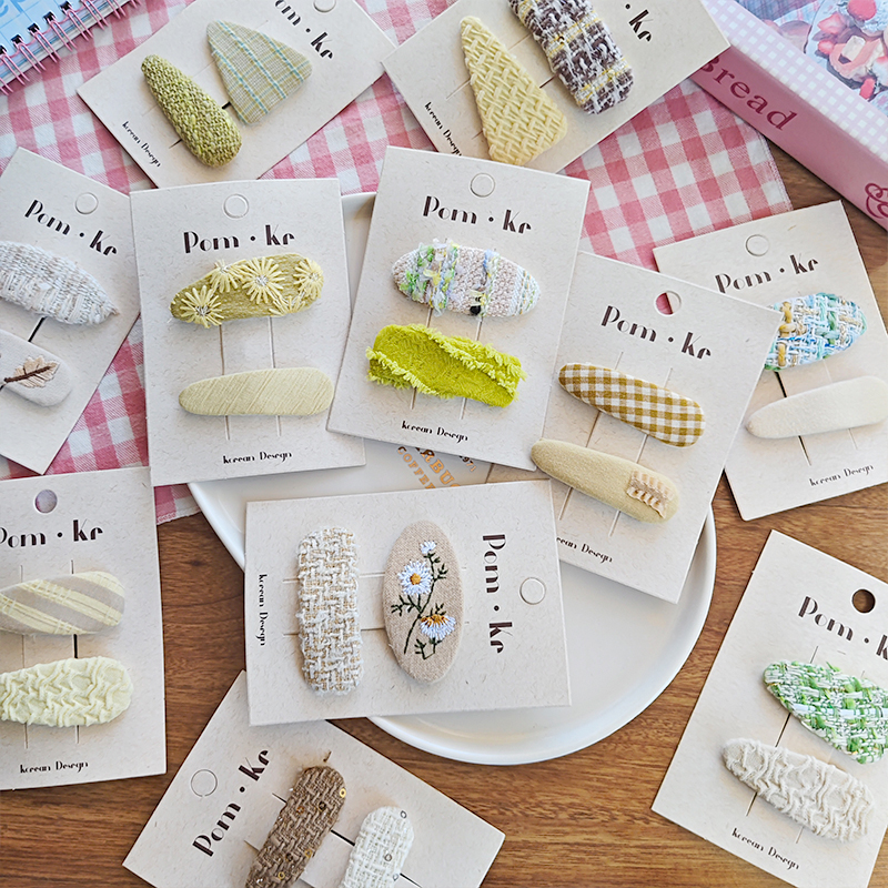 New cute fabric embroidered bb clips for children, versatile geometric woven pairs, baby hairpins, side clips, and bangs clips Item Picture
