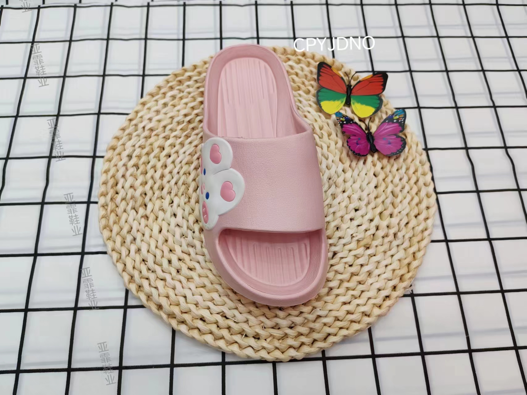 Cute summer outerwear flip-flops