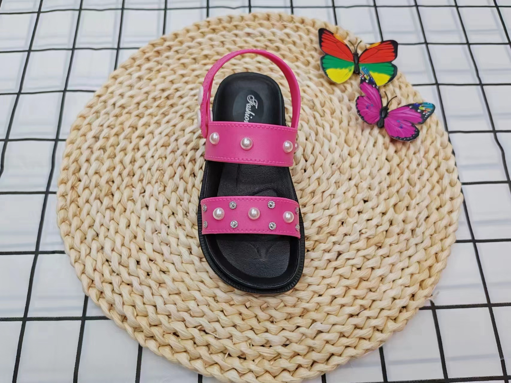 Moda infantil perla suave suela exterior sandalias Specification image